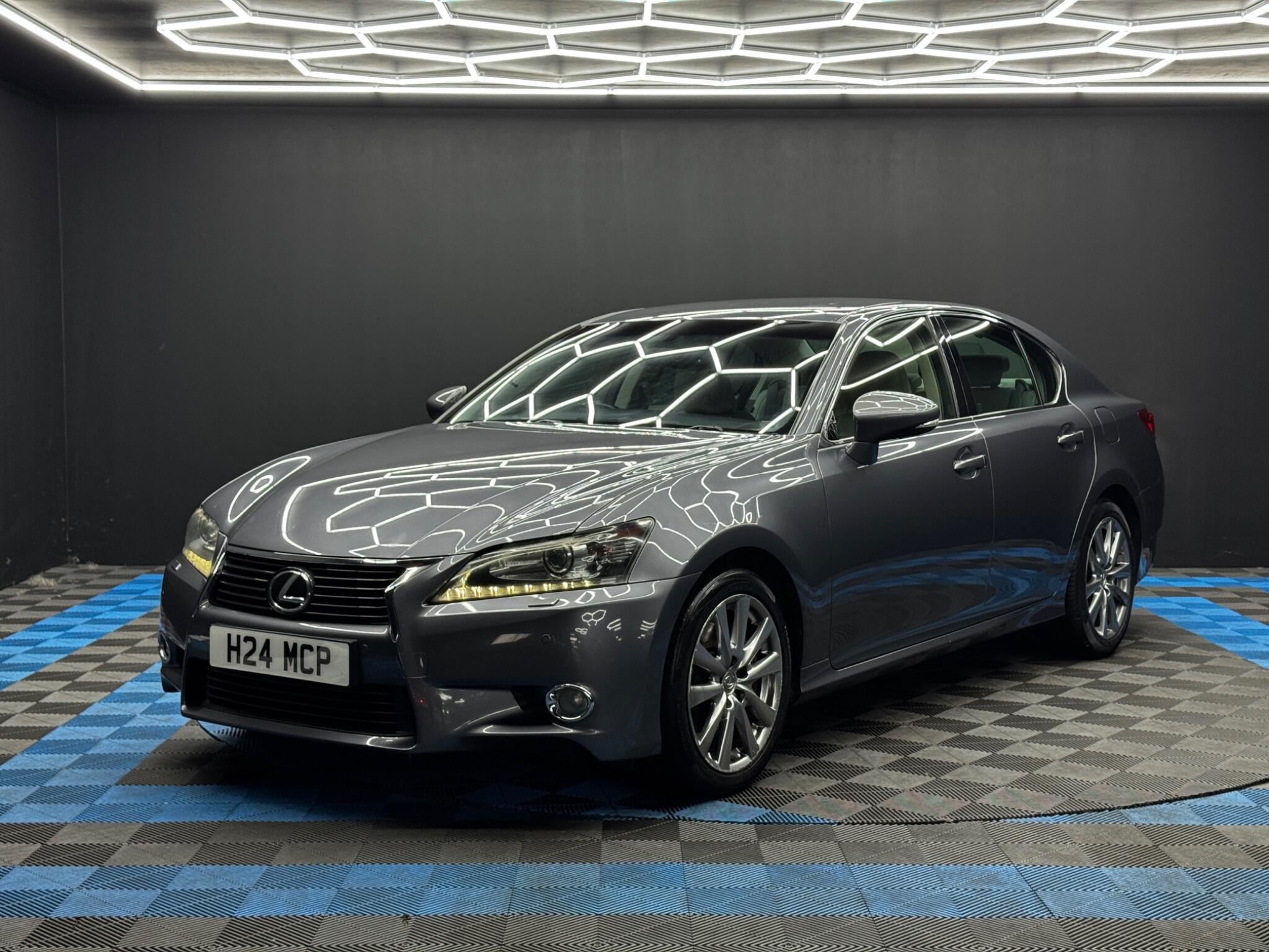 Lexus GS - Image 3