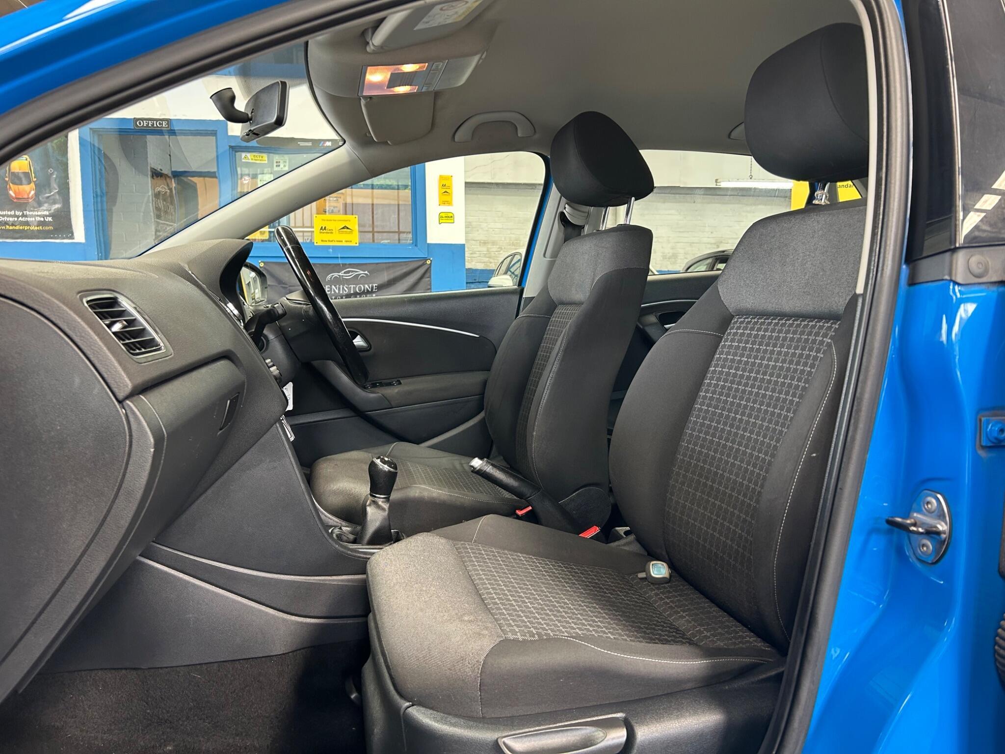 Volkswagen Polo - Image 18