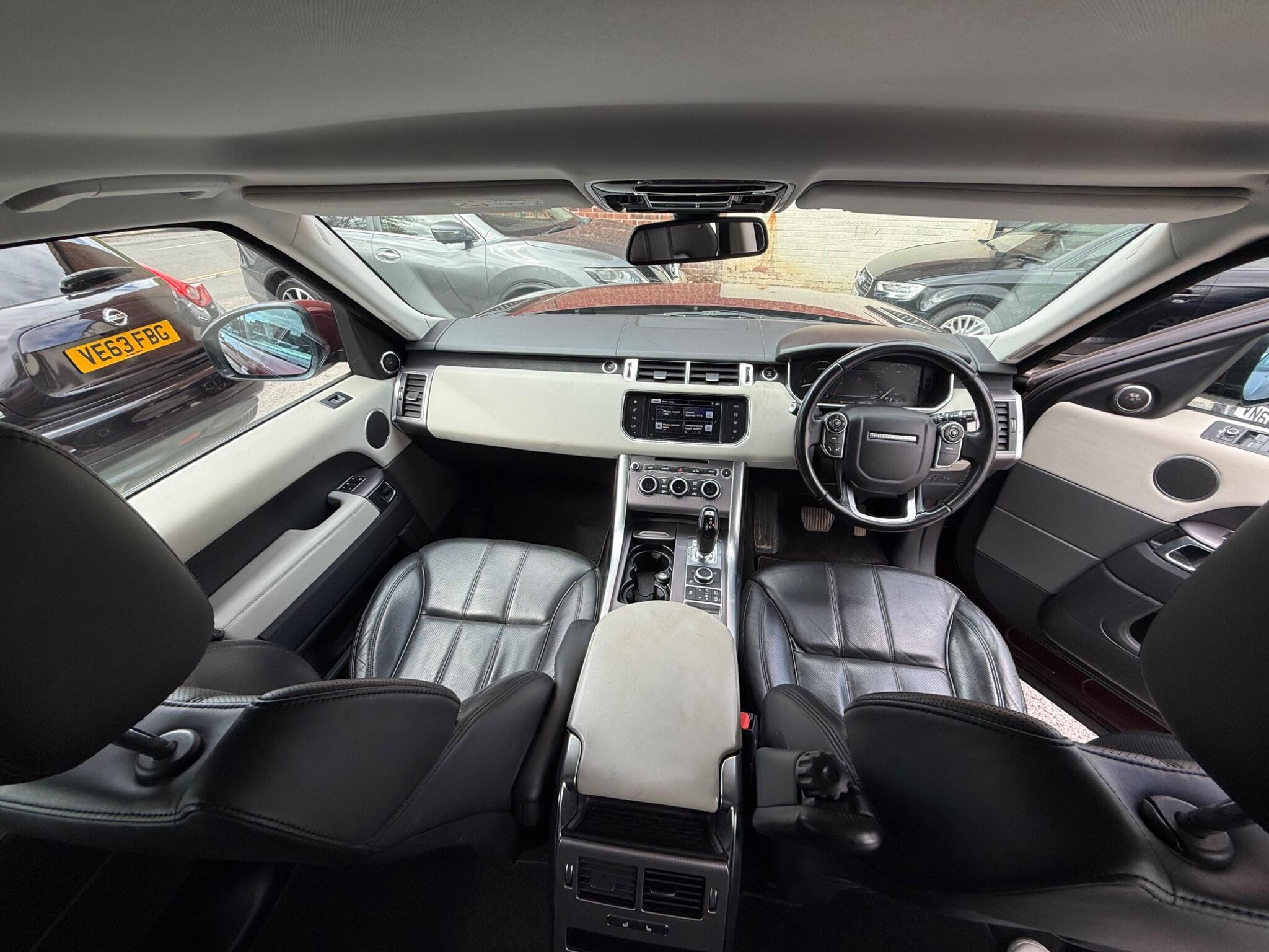 Land Rover RANGE ROVER SPORT - Image 21