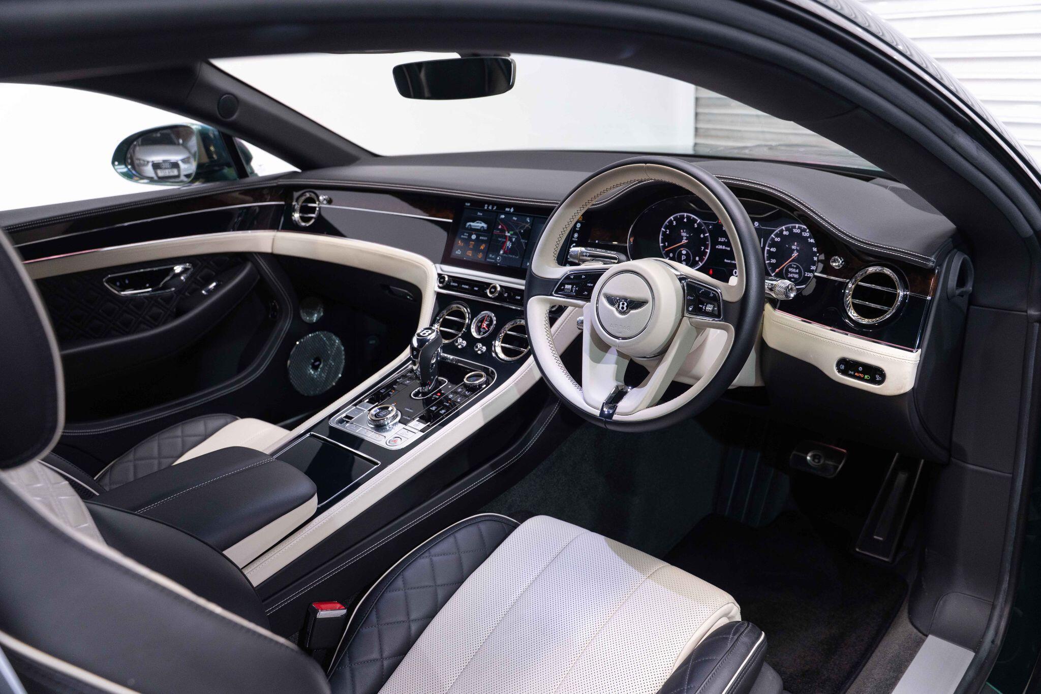 Bentley Continental - Image 9