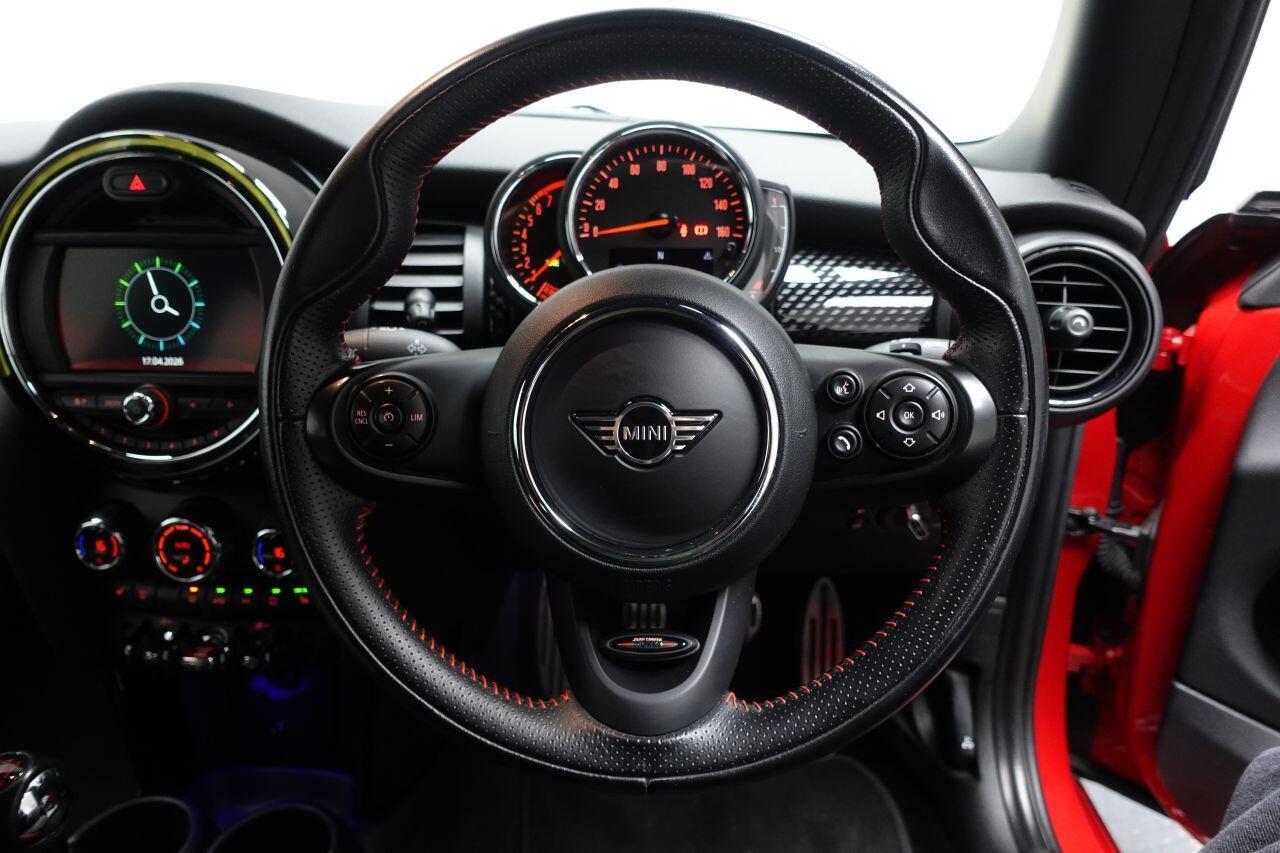 MINI Hatch - Image 24