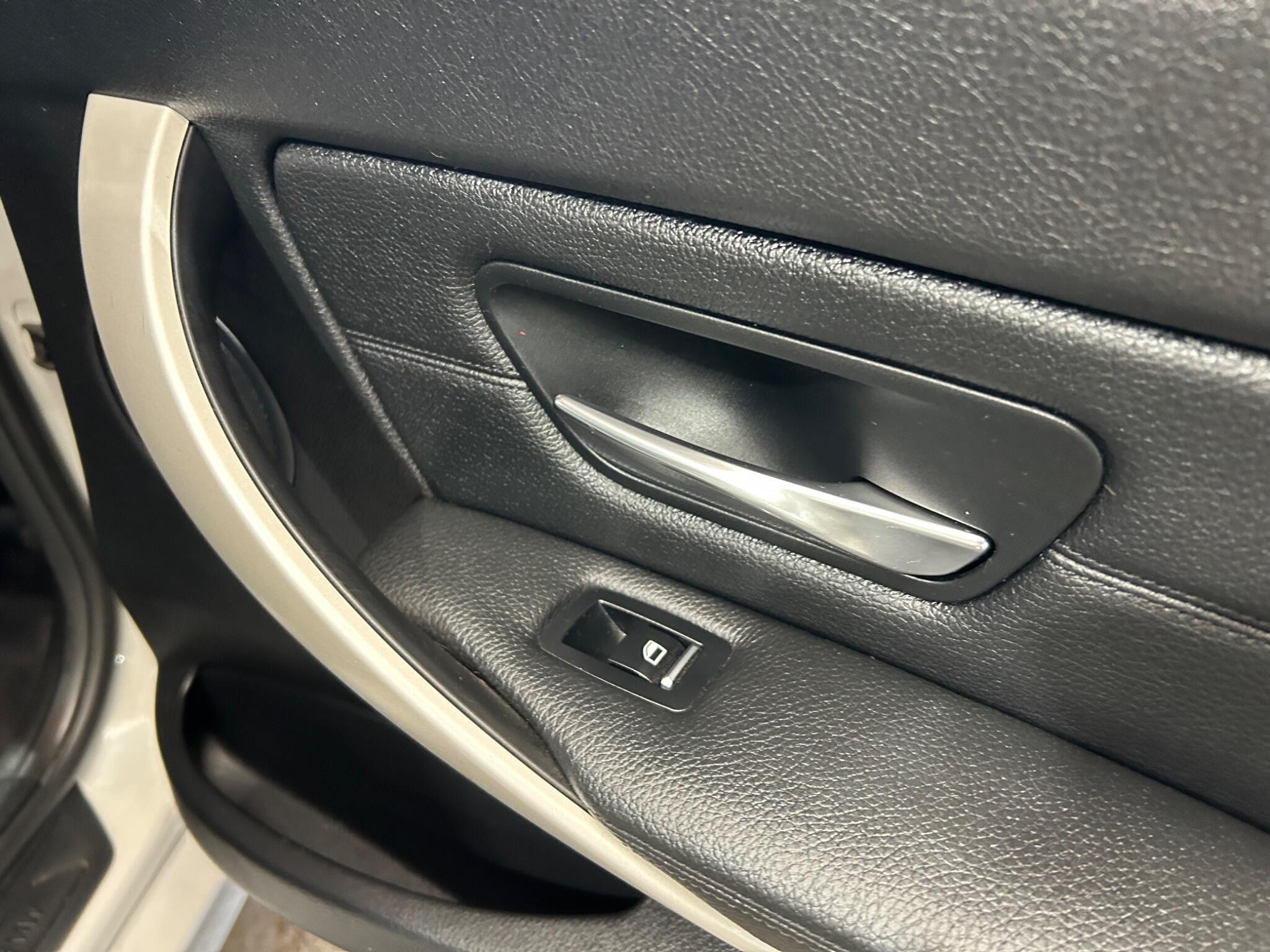 BMW 3 Series - Image 30