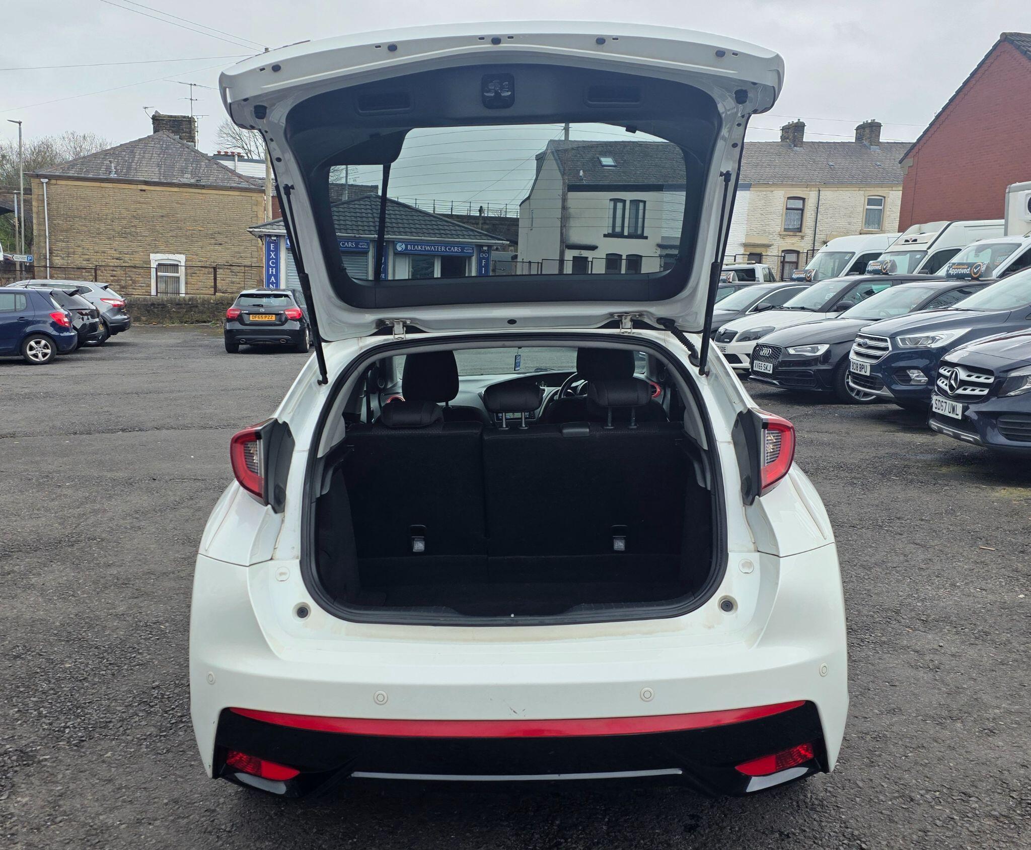 Honda Civic - Image 22