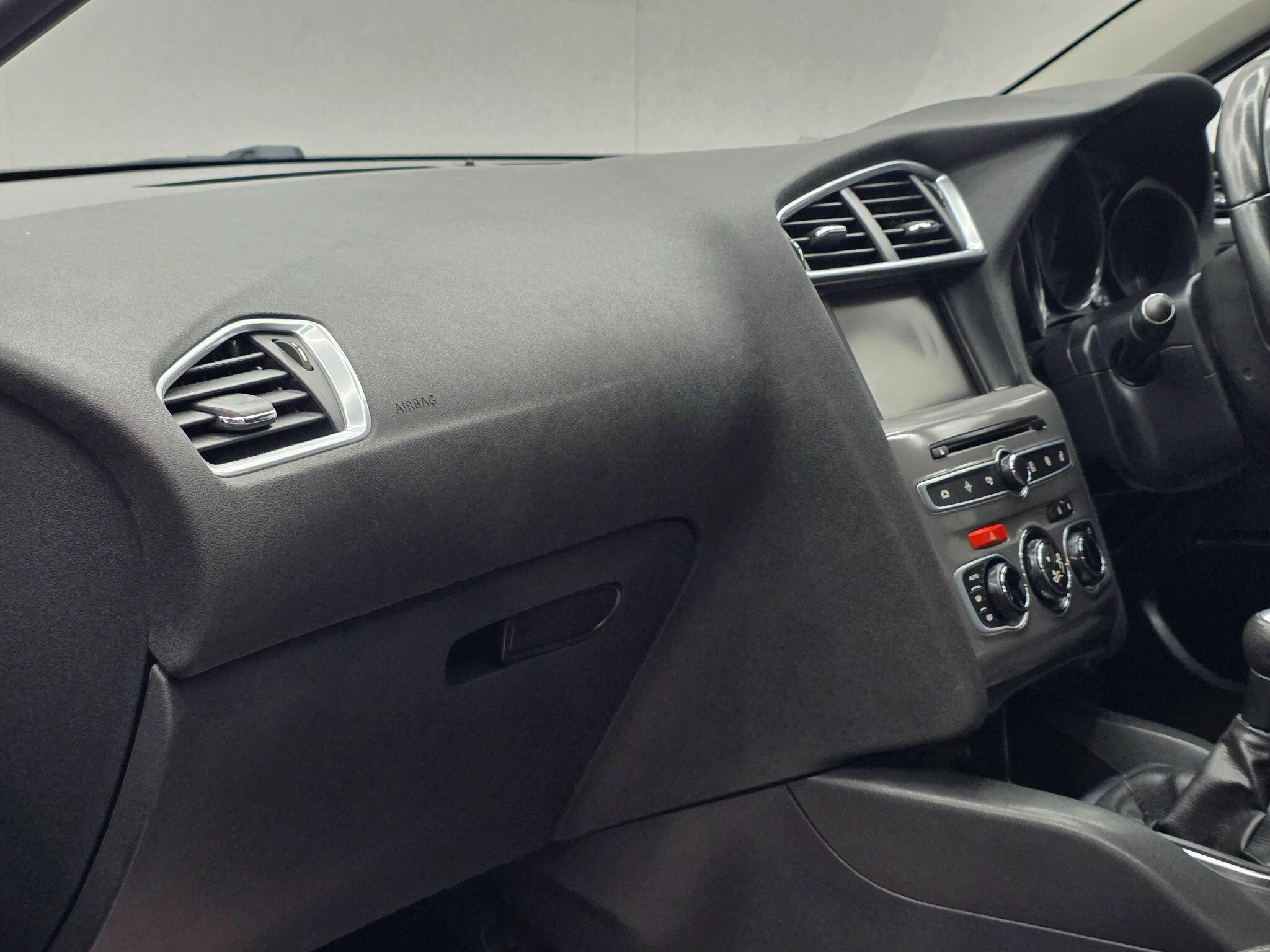 Citroen C4 - Image 15