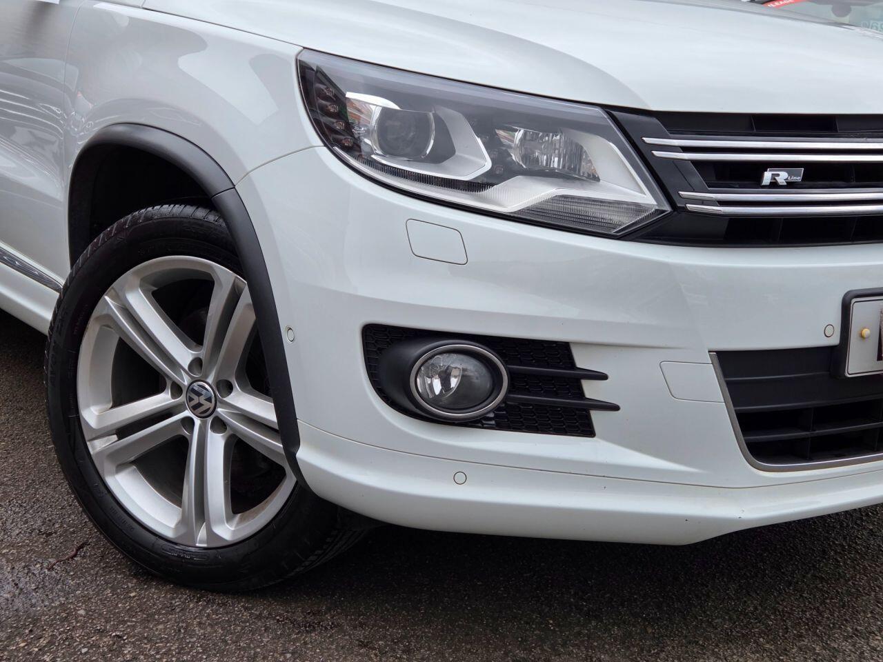 Volkswagen Tiguan - Image 12