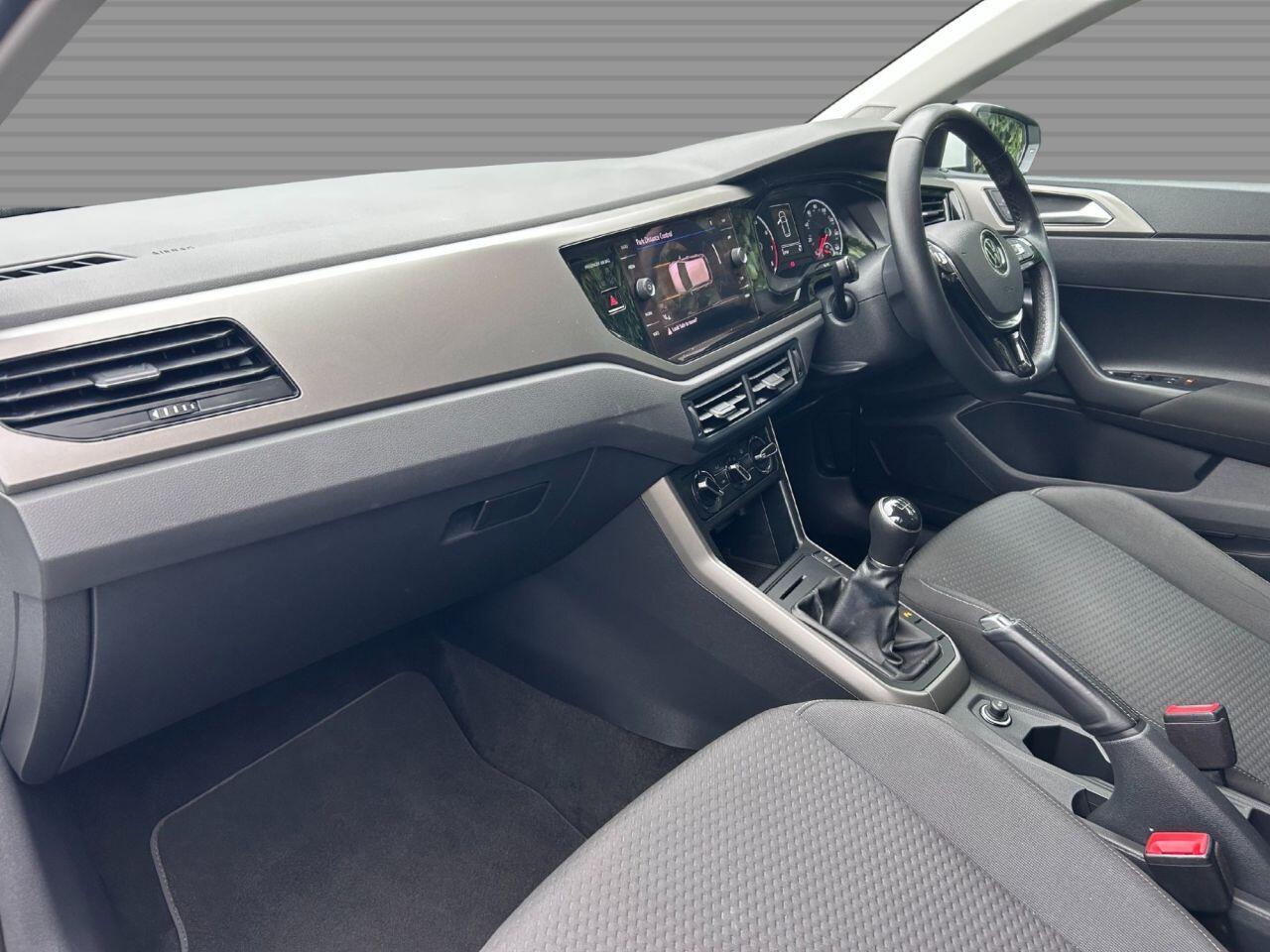 Volkswagen Polo - Image 16