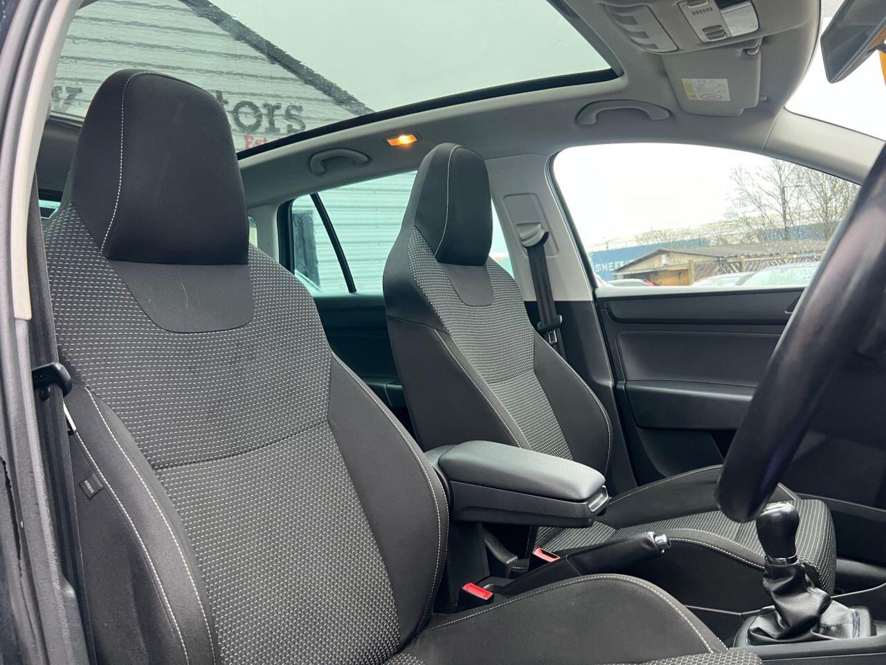 Skoda Rapid Spaceback - Image 17