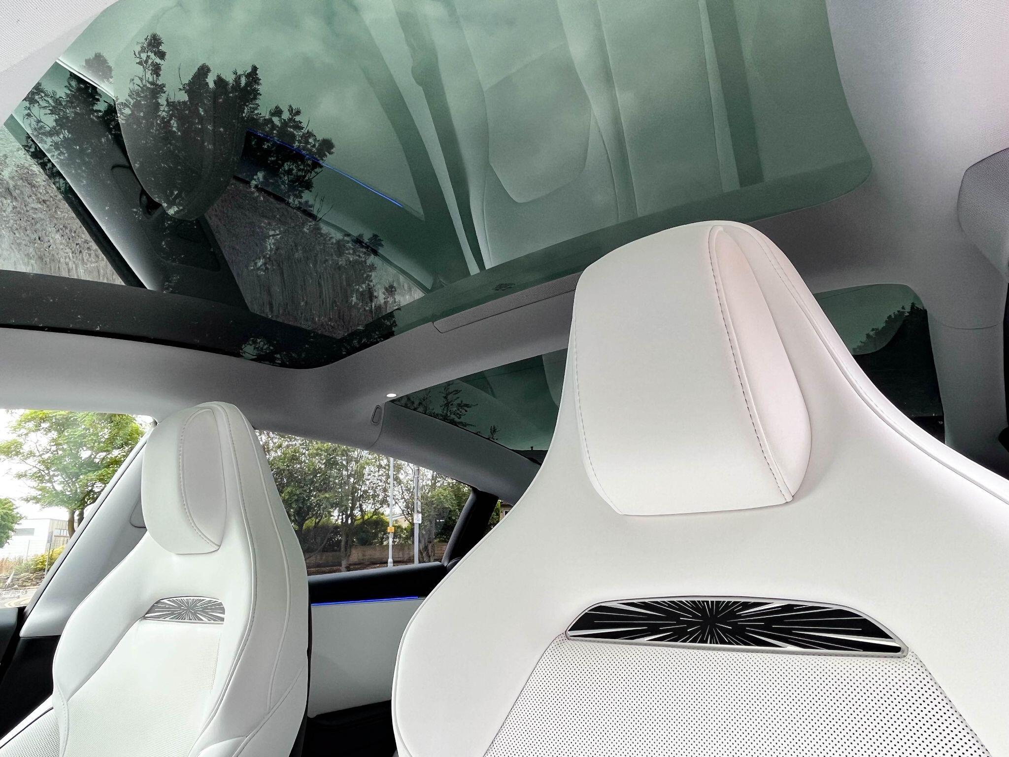 Tesla Model 3 - Image 8