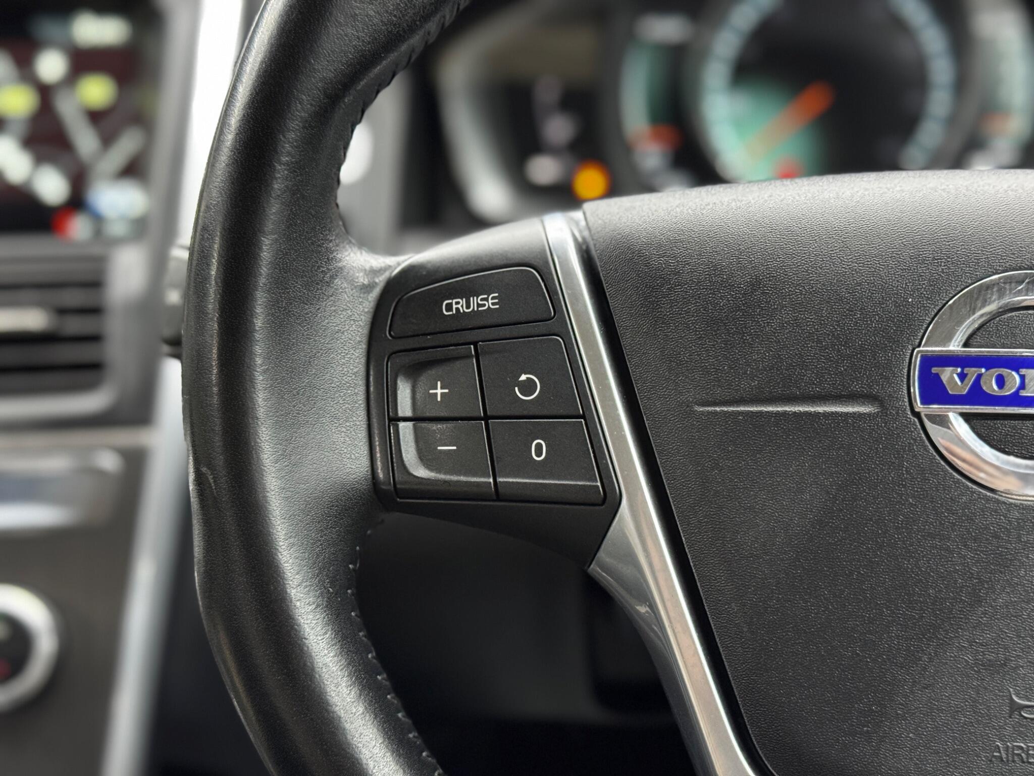Volvo XC60 - Image 20