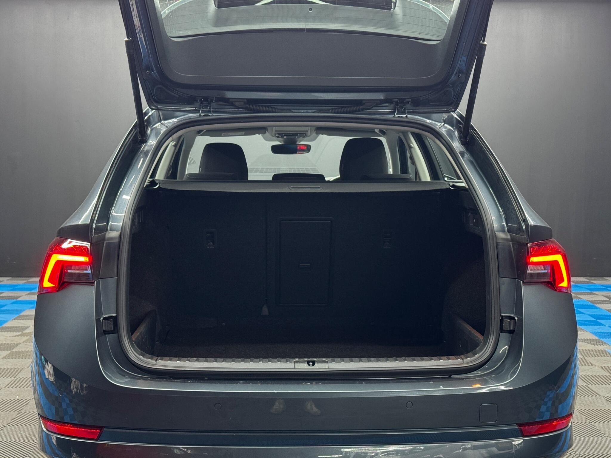 Skoda Octavia - Image 31