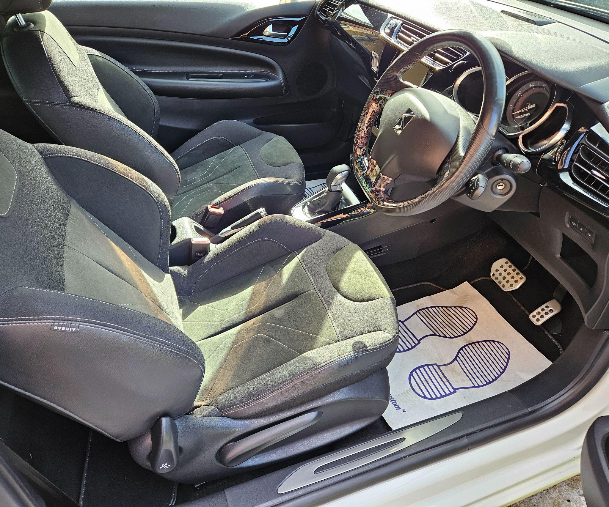 DS AUTOMOBILES DS 3 - Image 13
