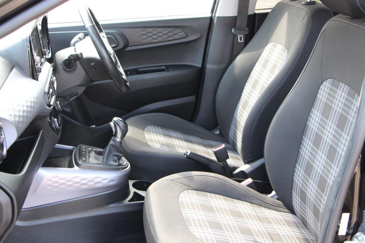 Hyundai i10 - Image 14