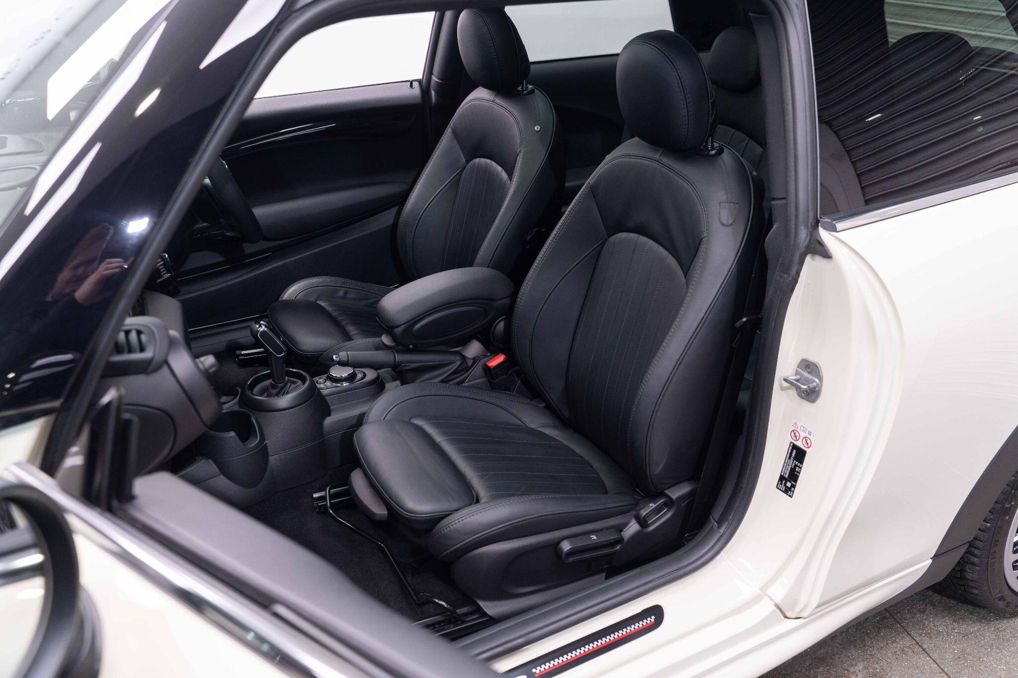 MINI Hatch - Image 38