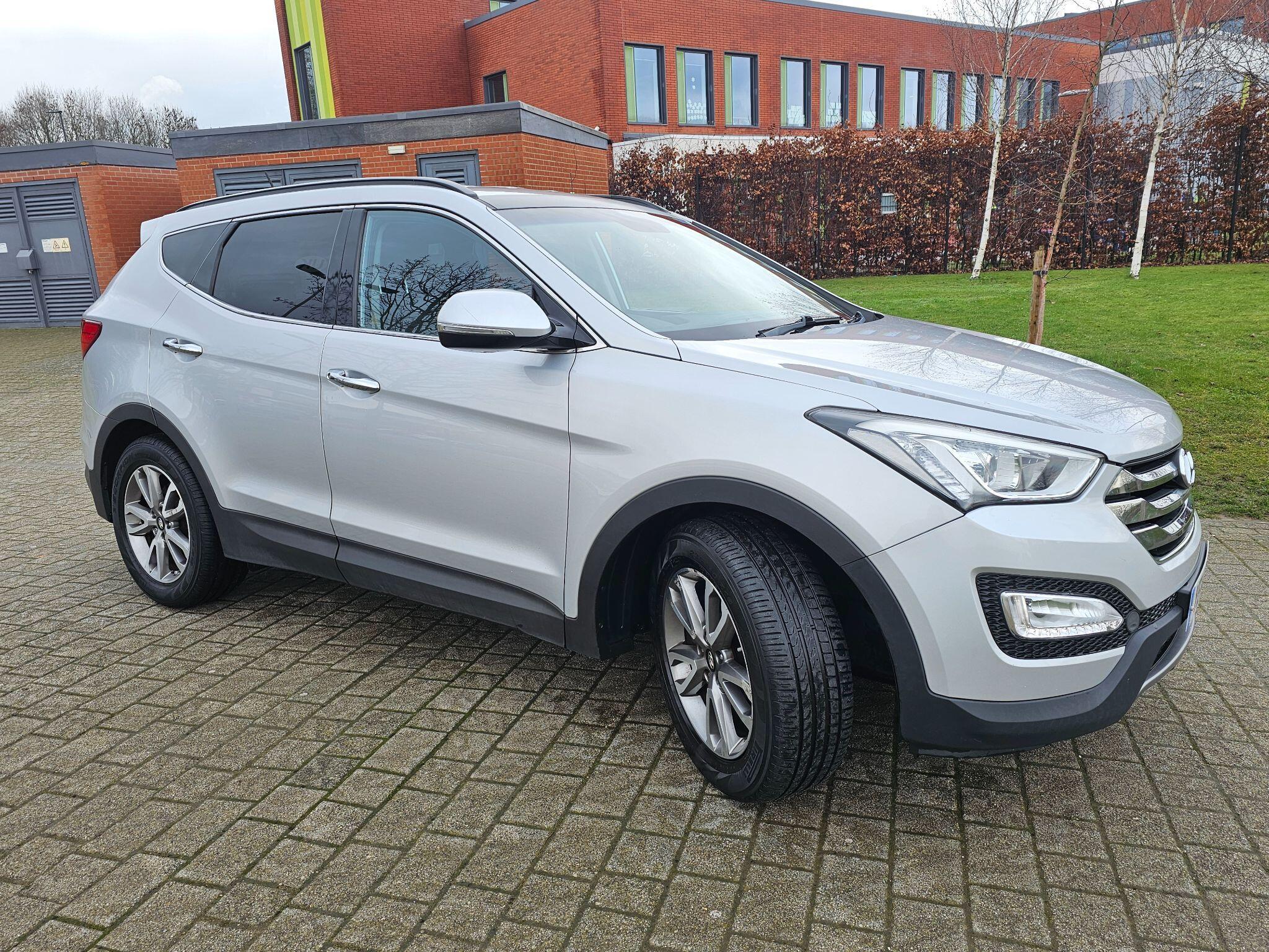 Hyundai Santa Fe - Image 9