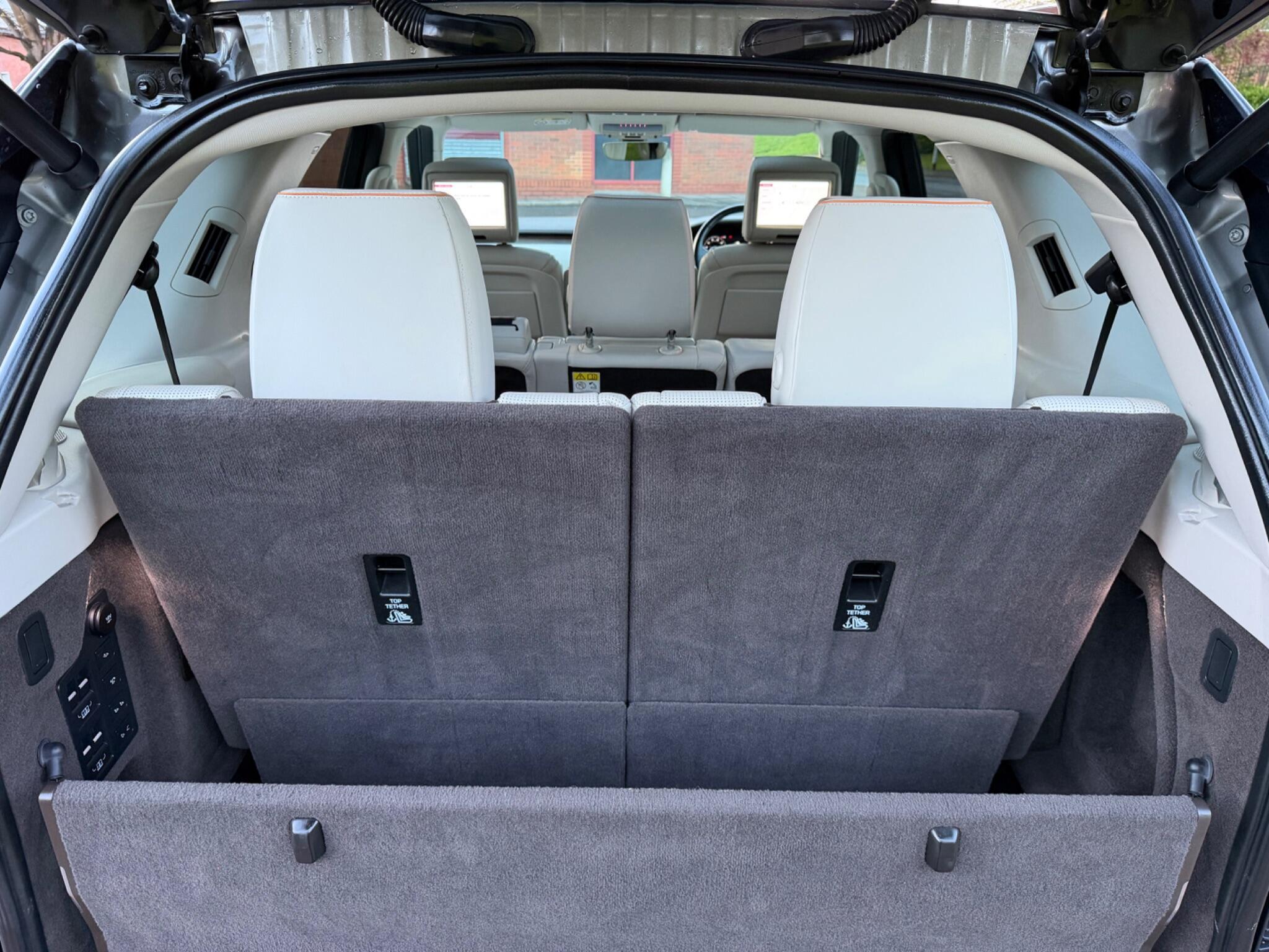 Land Rover Discovery - Image 30