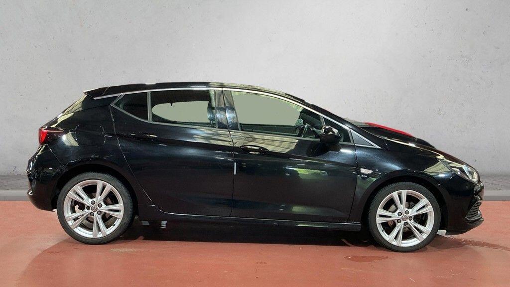 Vauxhall Astra - Image 8