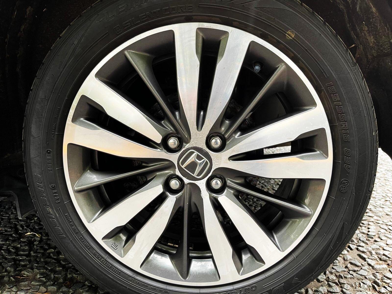 Honda FIT - Image 49