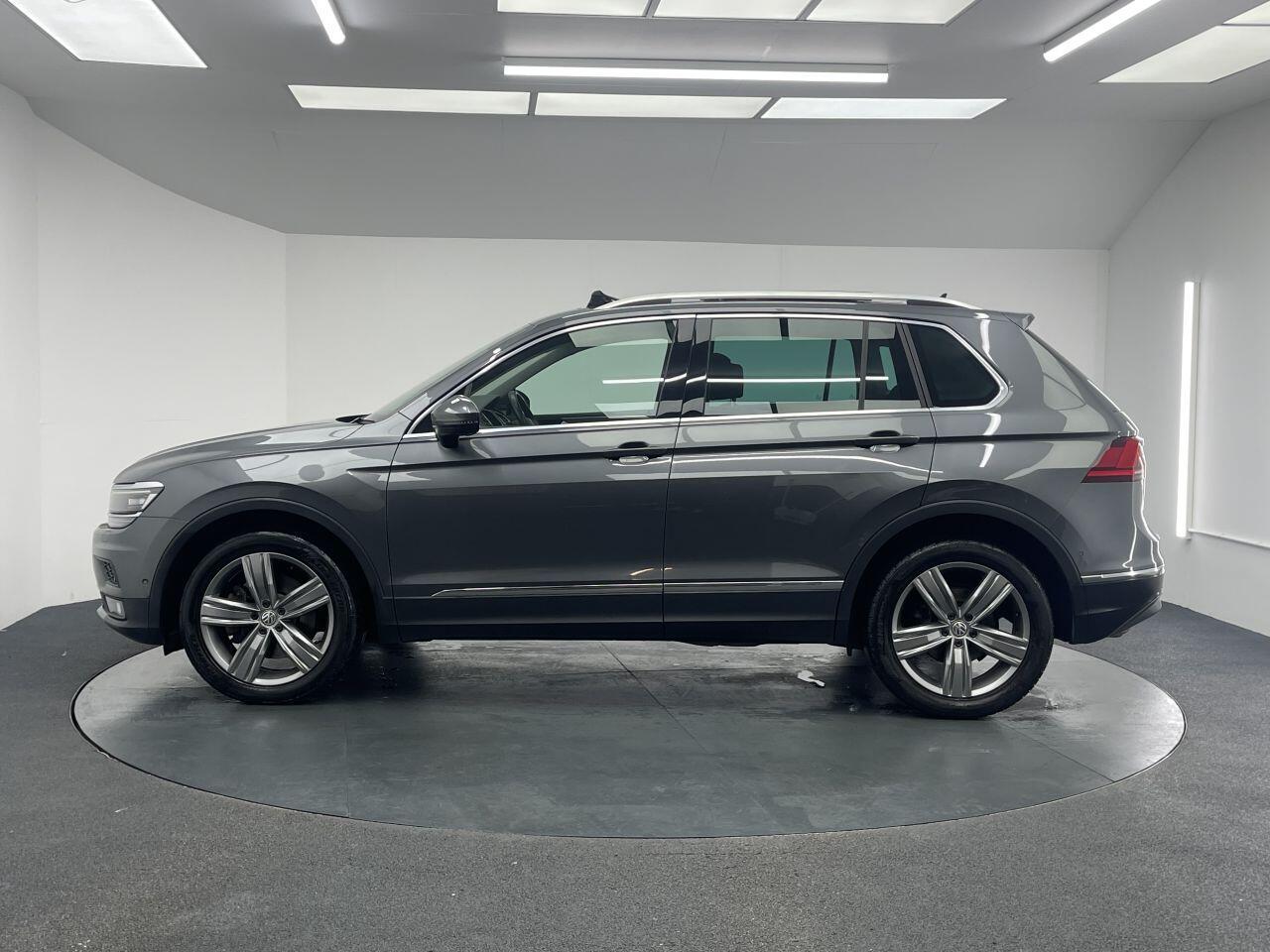 Volkswagen Tiguan - Image 7