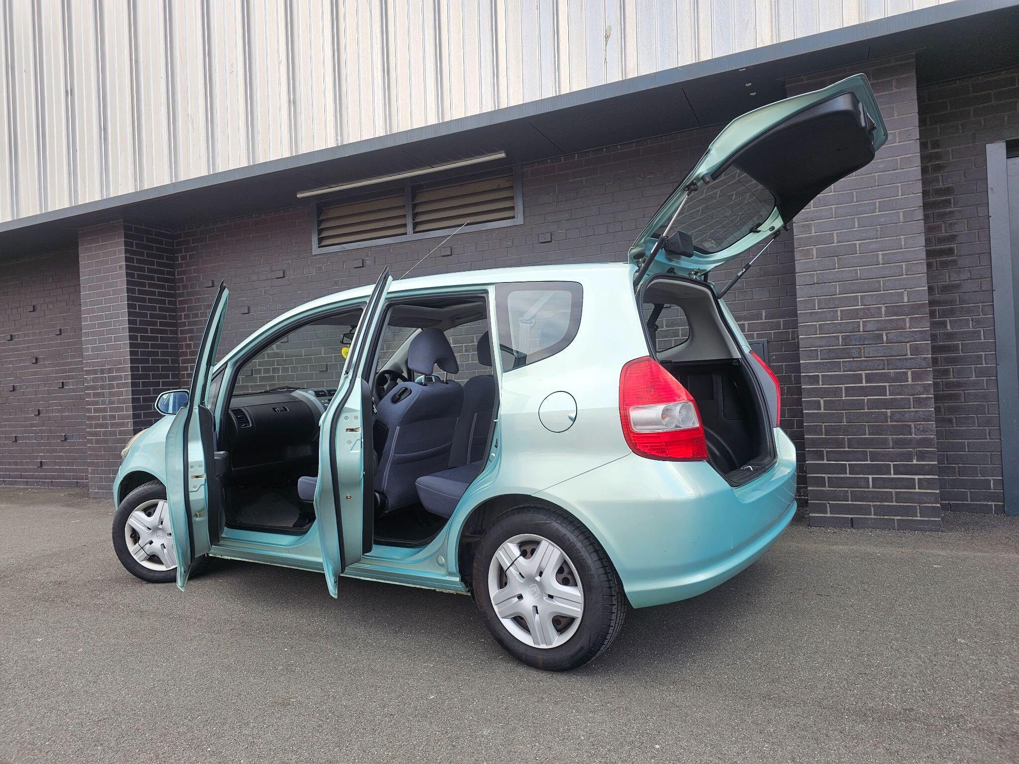 Honda Jazz - Image 19