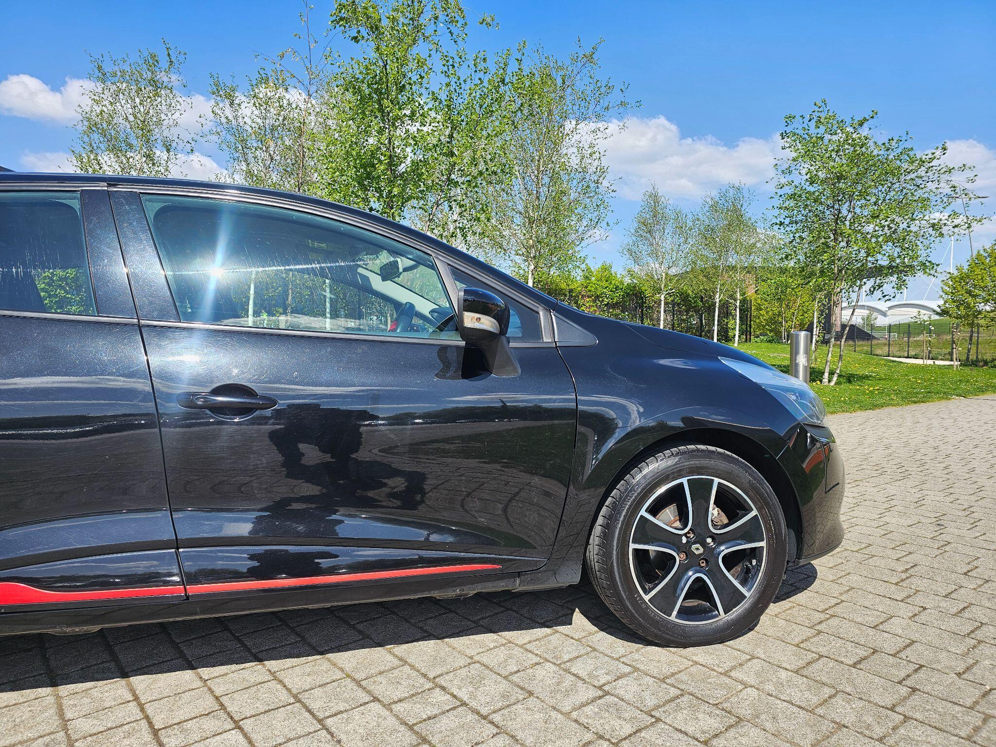 Renault Clio - Image 5