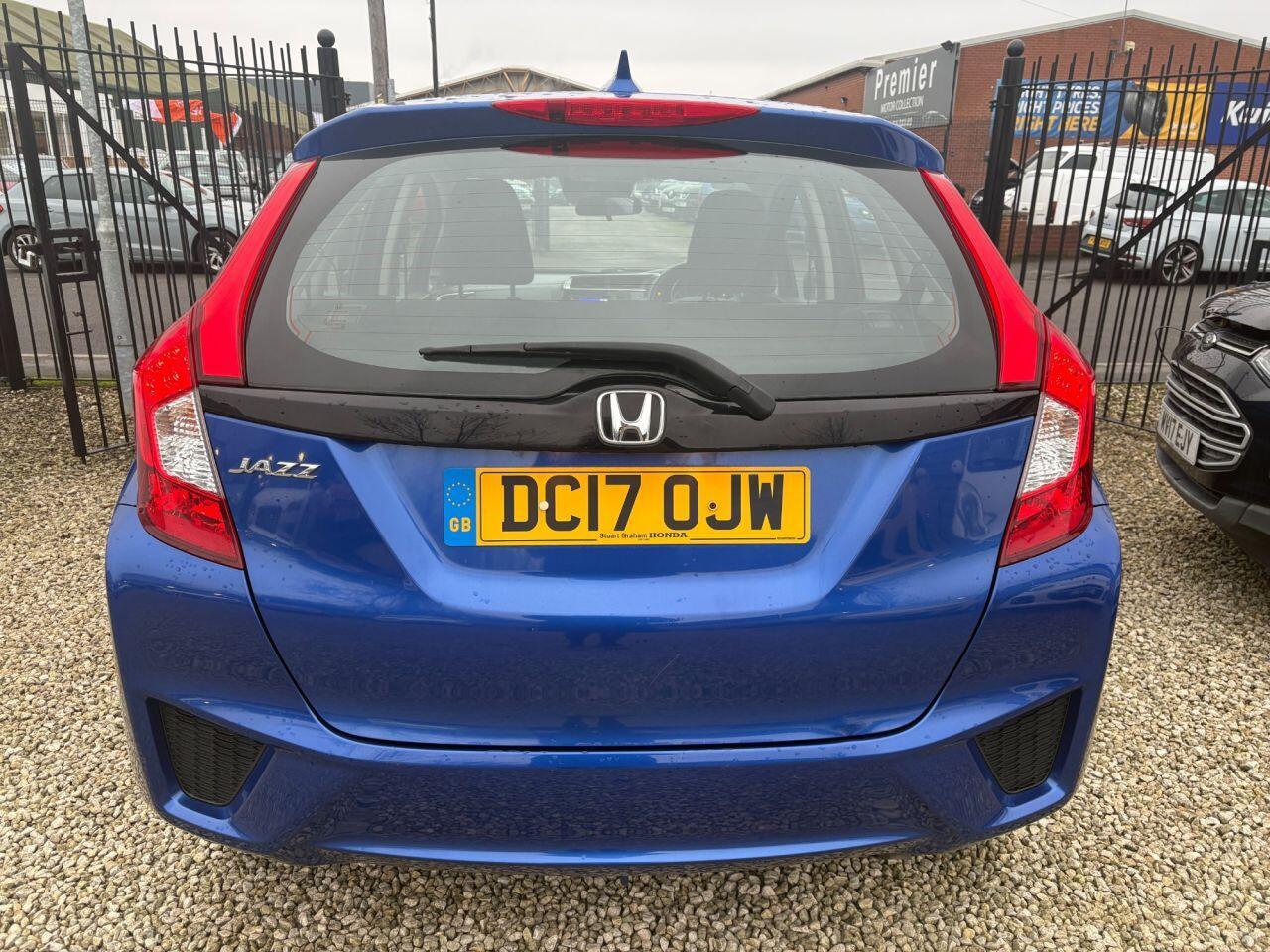 Honda Jazz - Image 4