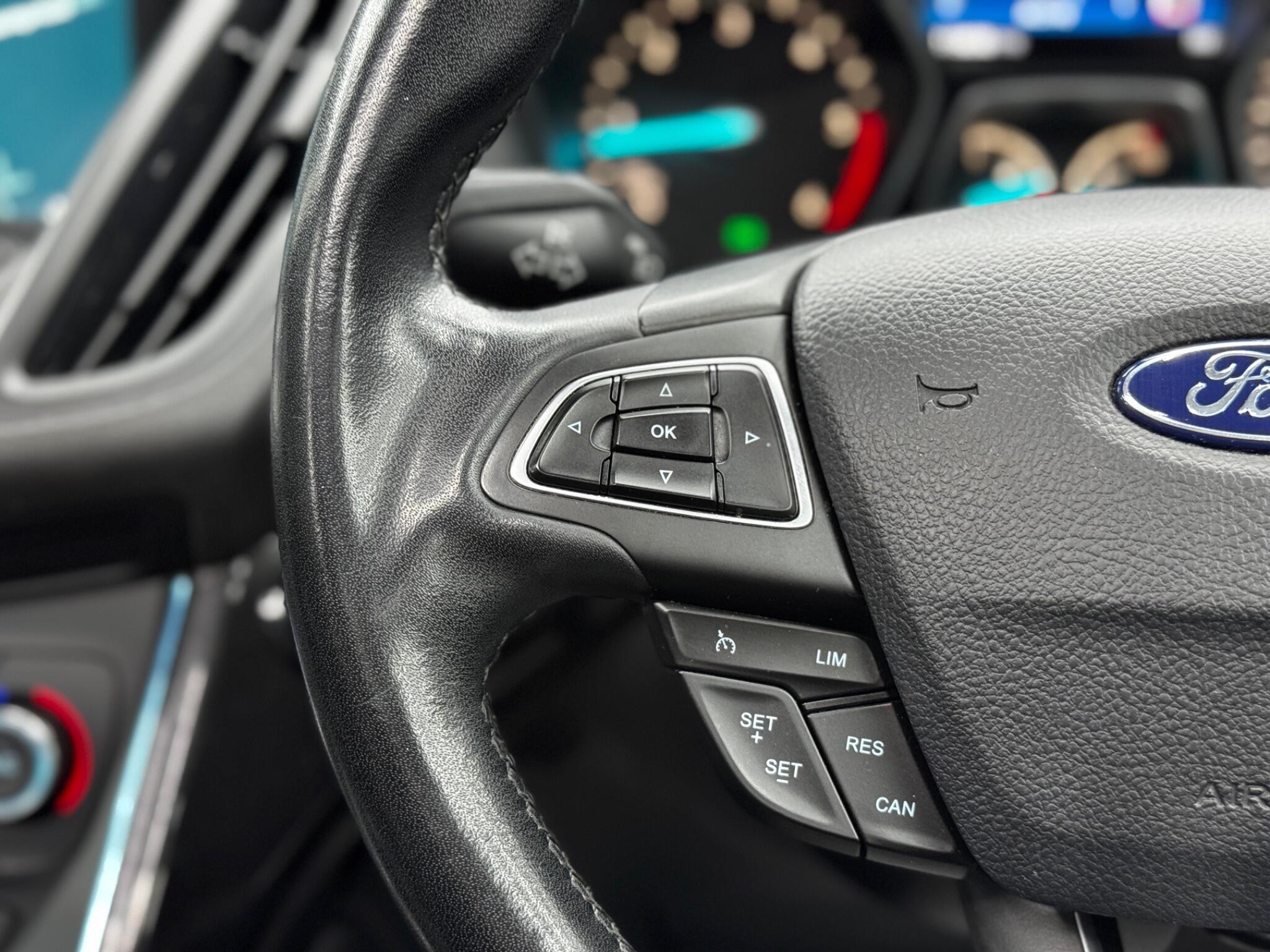 Ford Kuga - Image 20