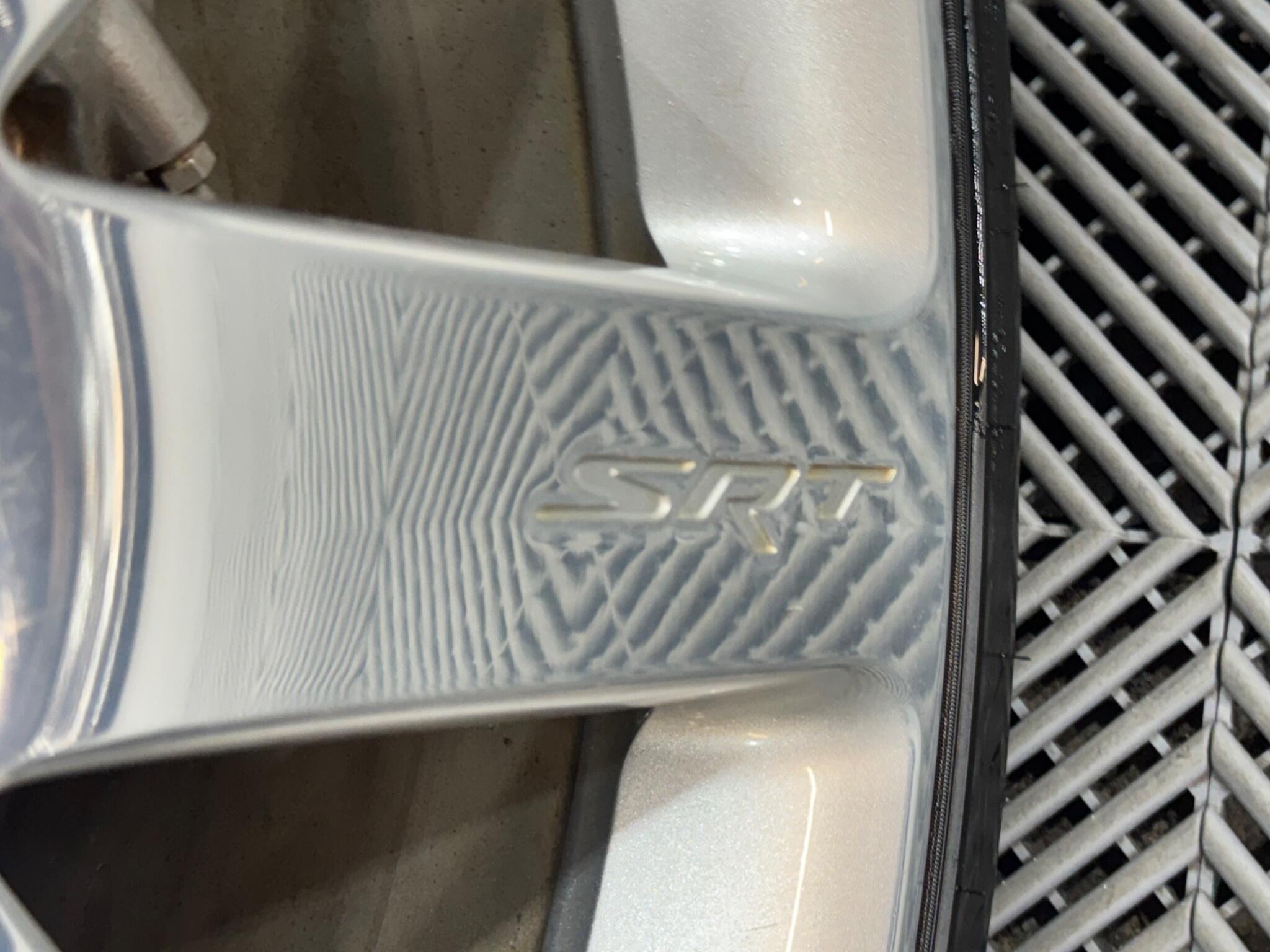 Chrysler 300C - Image 20