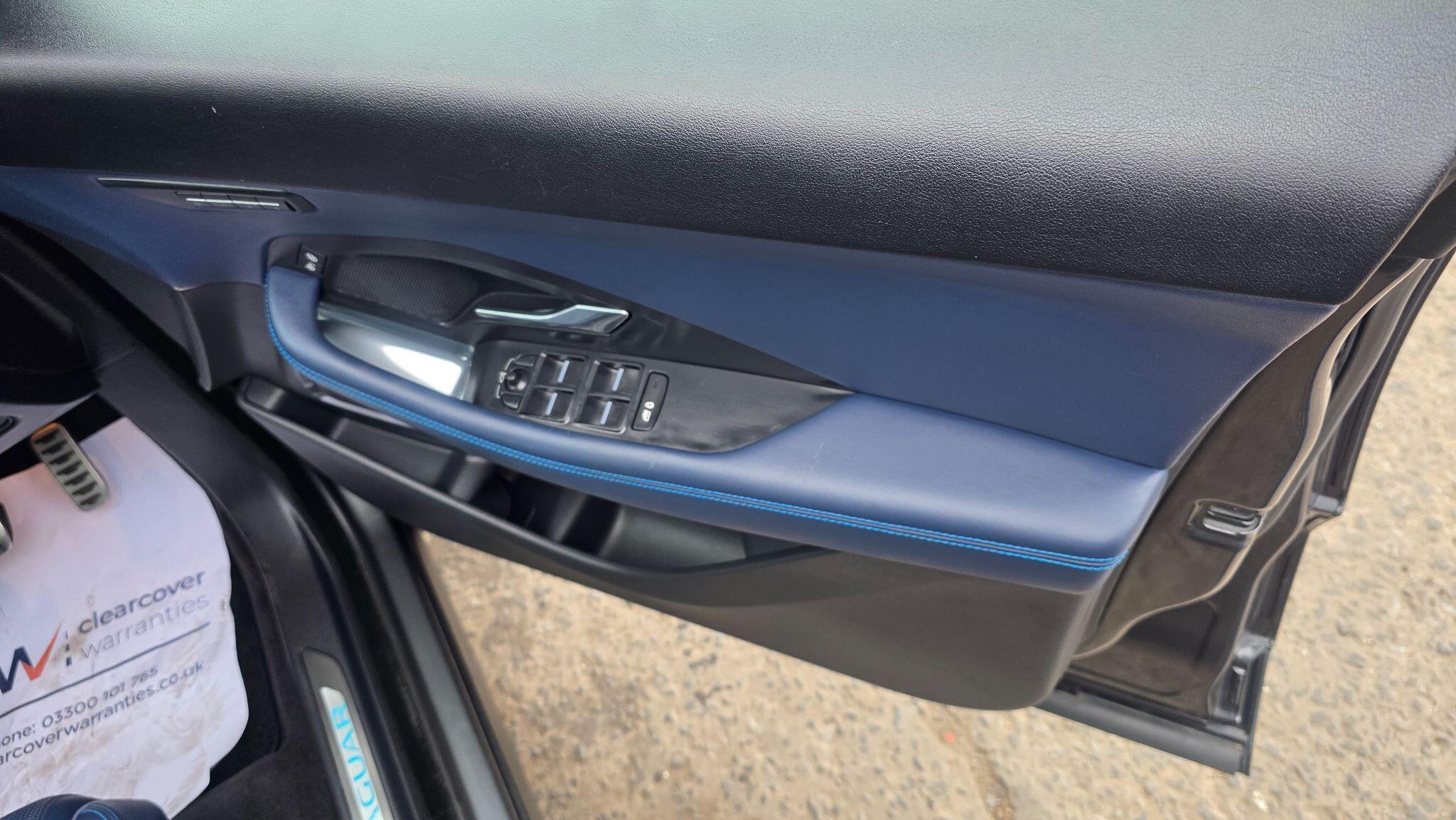 Jaguar E-Pace - Image 25