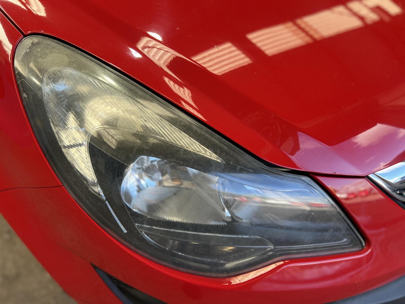 Vauxhall Corsa - Image 15