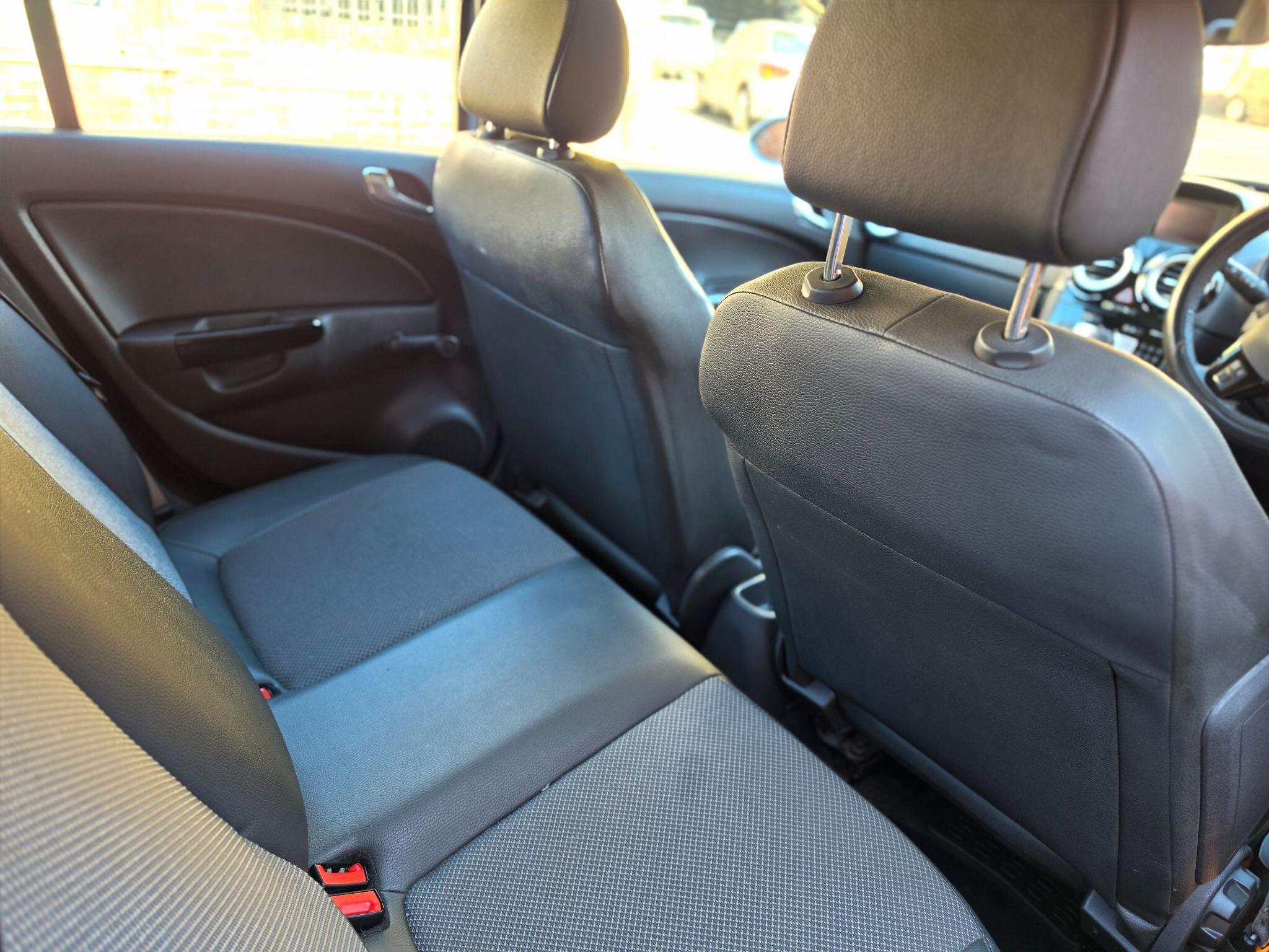 Vauxhall Corsa - Image 9