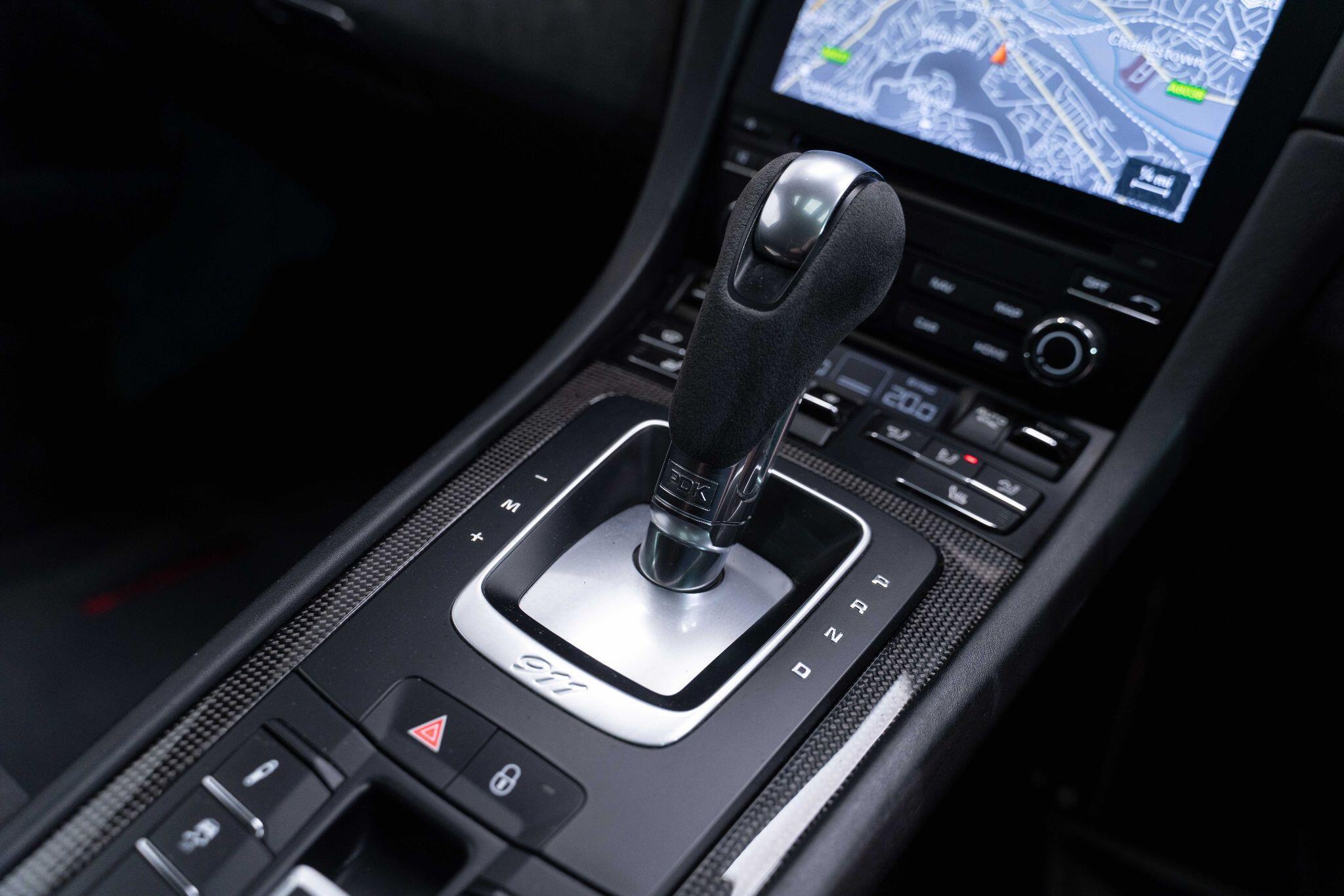 Porsche 911 - Image 8