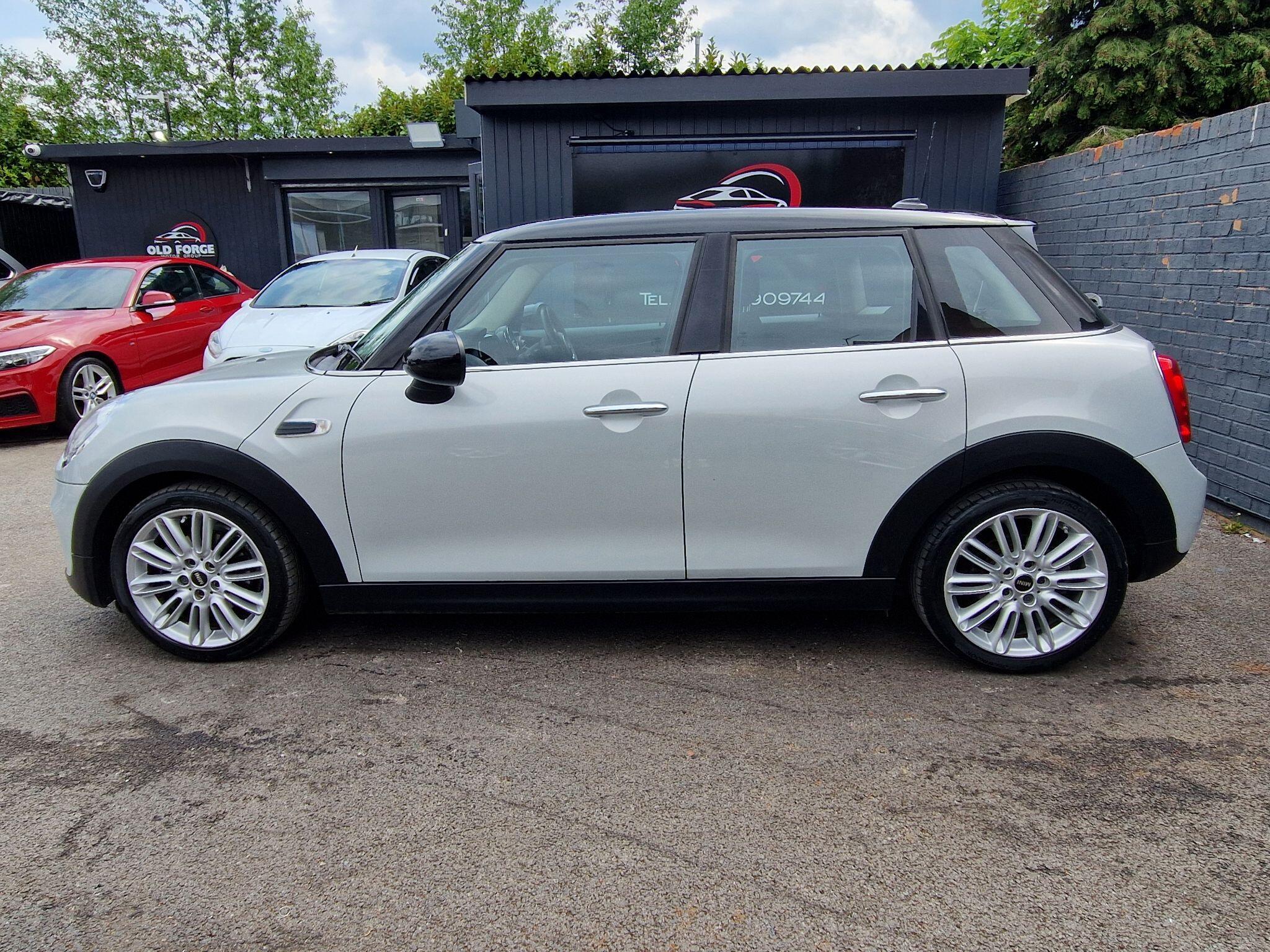 MINI Hatch - Image 6