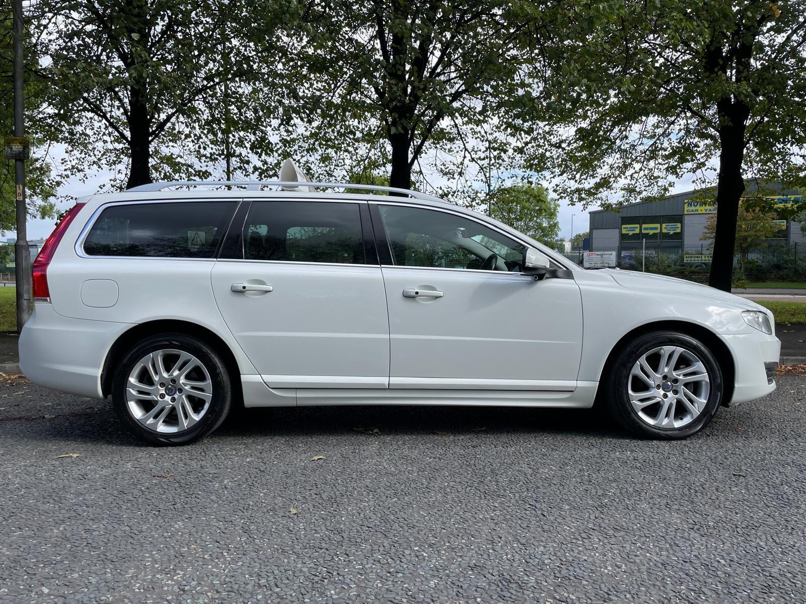 Volvo V70 - Image 8