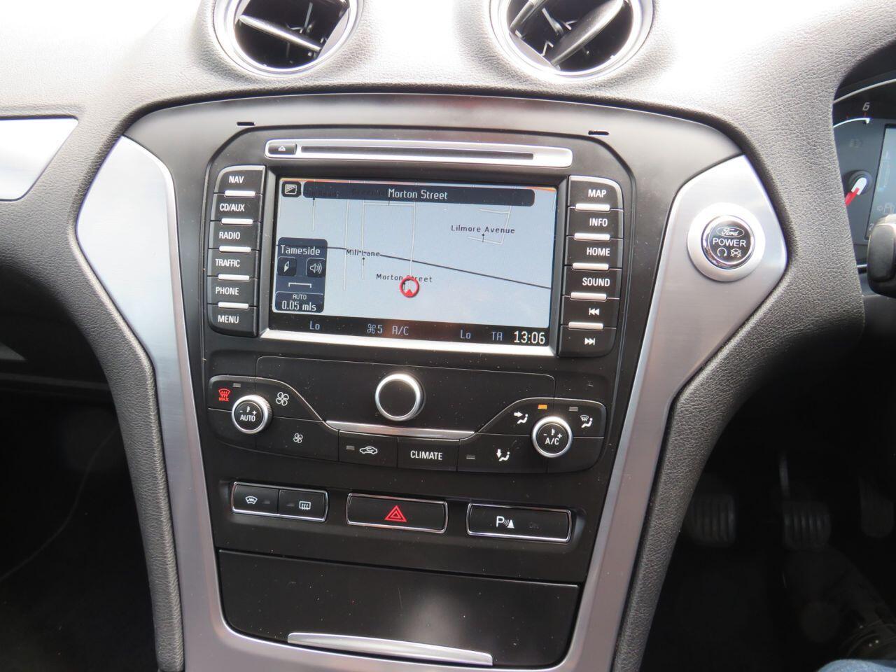 Ford Mondeo - Image 15