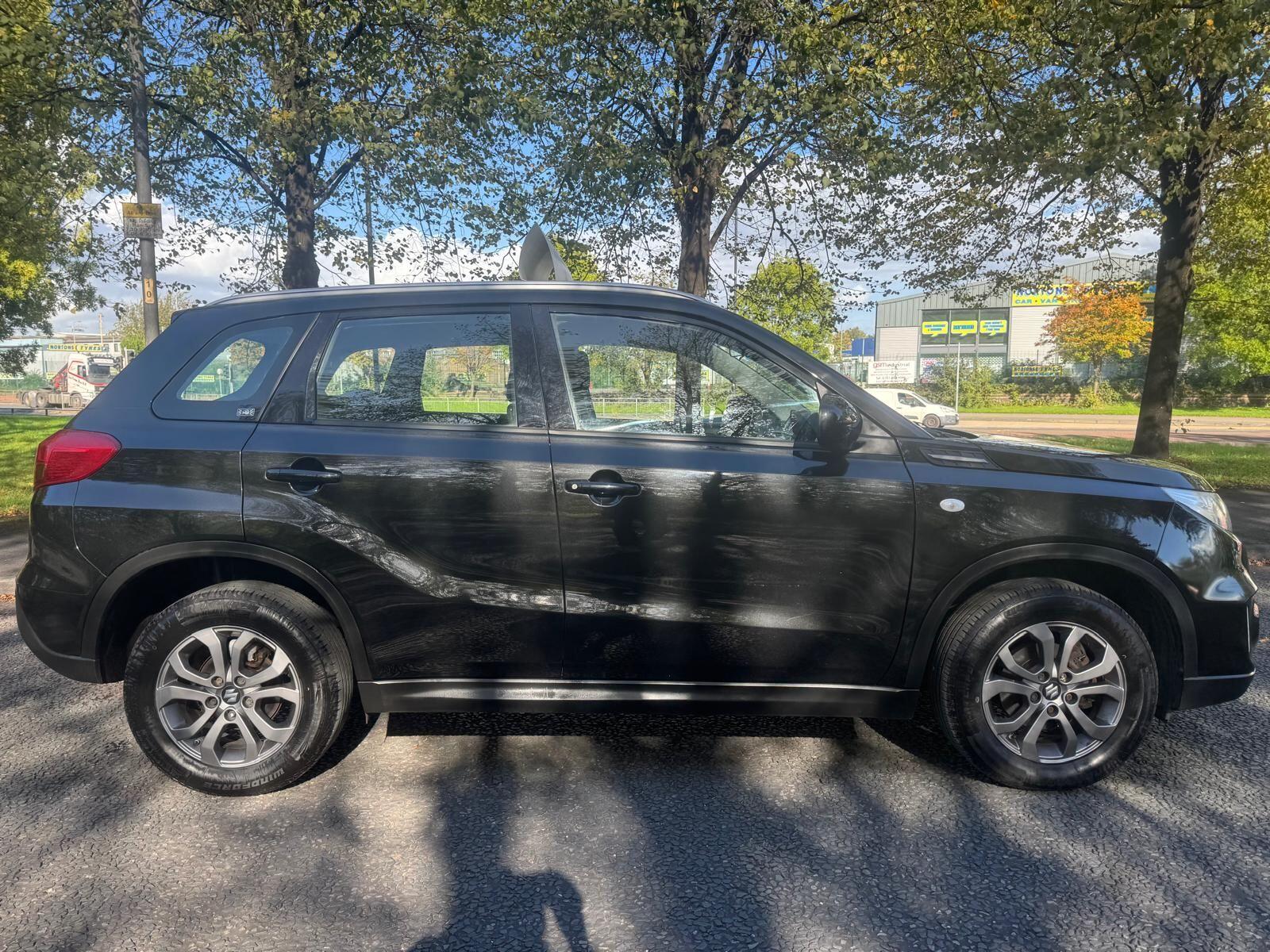 Suzuki Vitara - Image 8