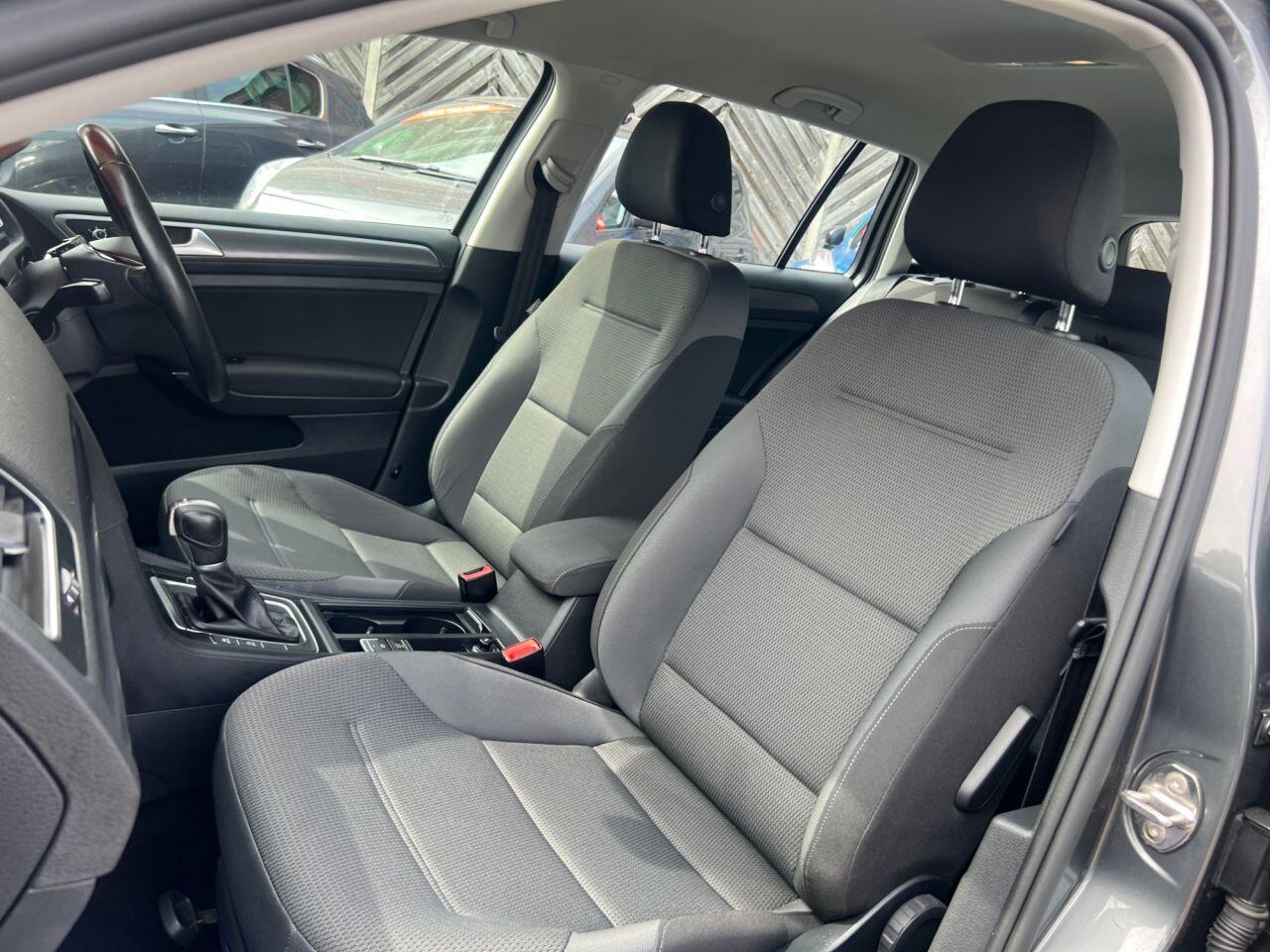 Volkswagen Golf - Image 18