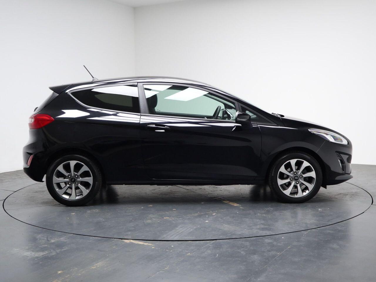 Ford Fiesta - Image 8