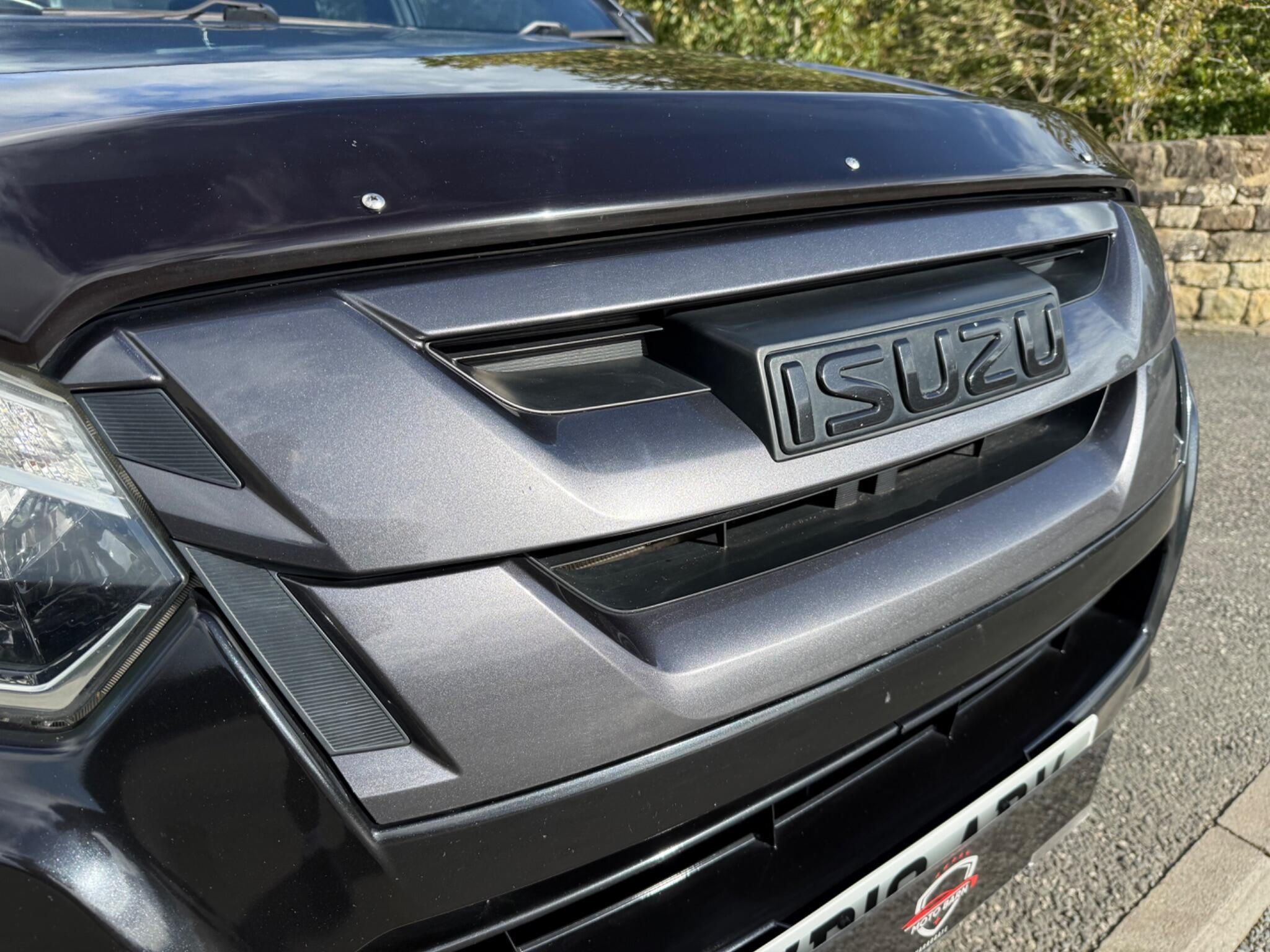 Isuzu D-MAX - Image 15