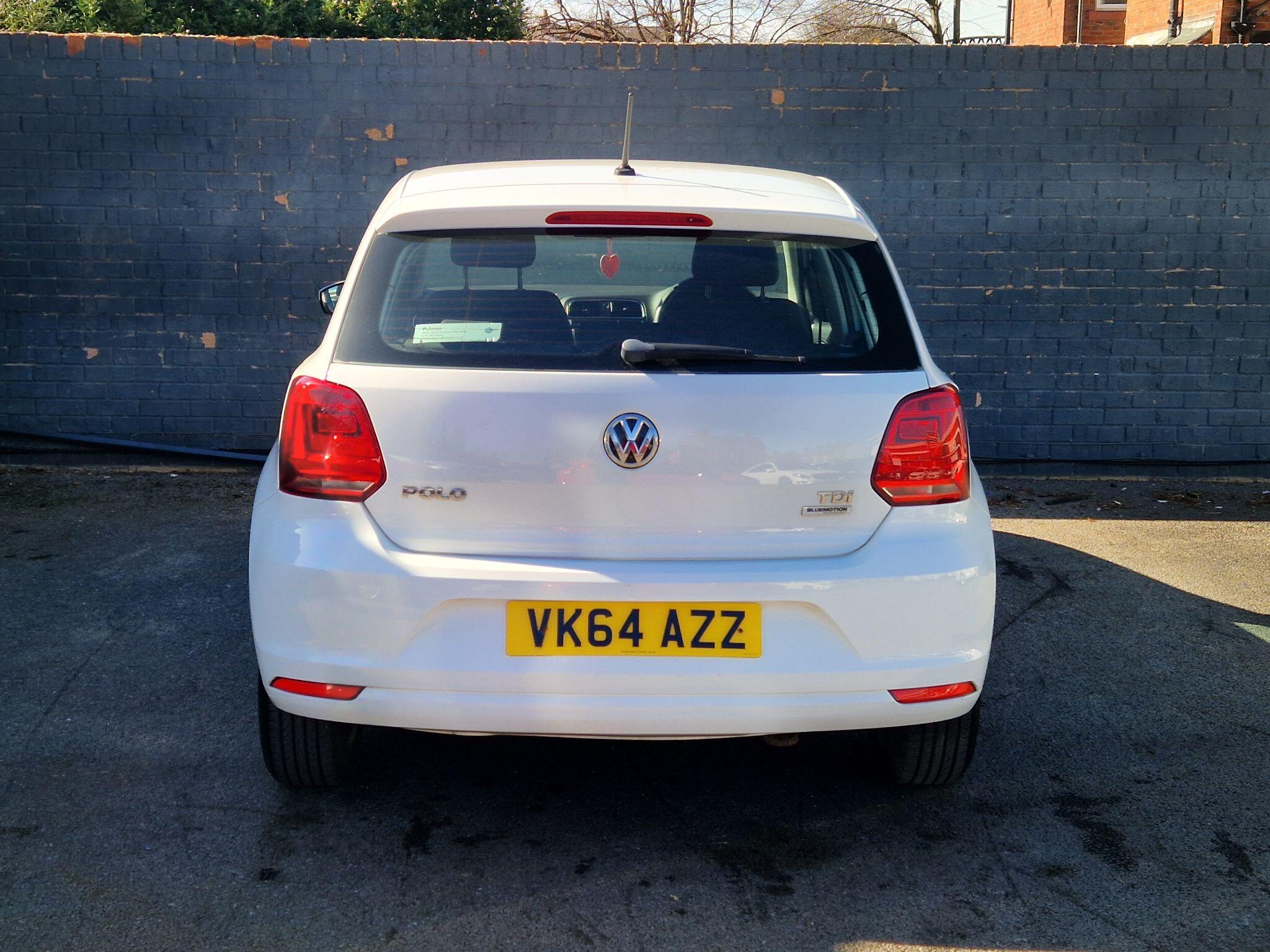 Volkswagen Polo - Image 10