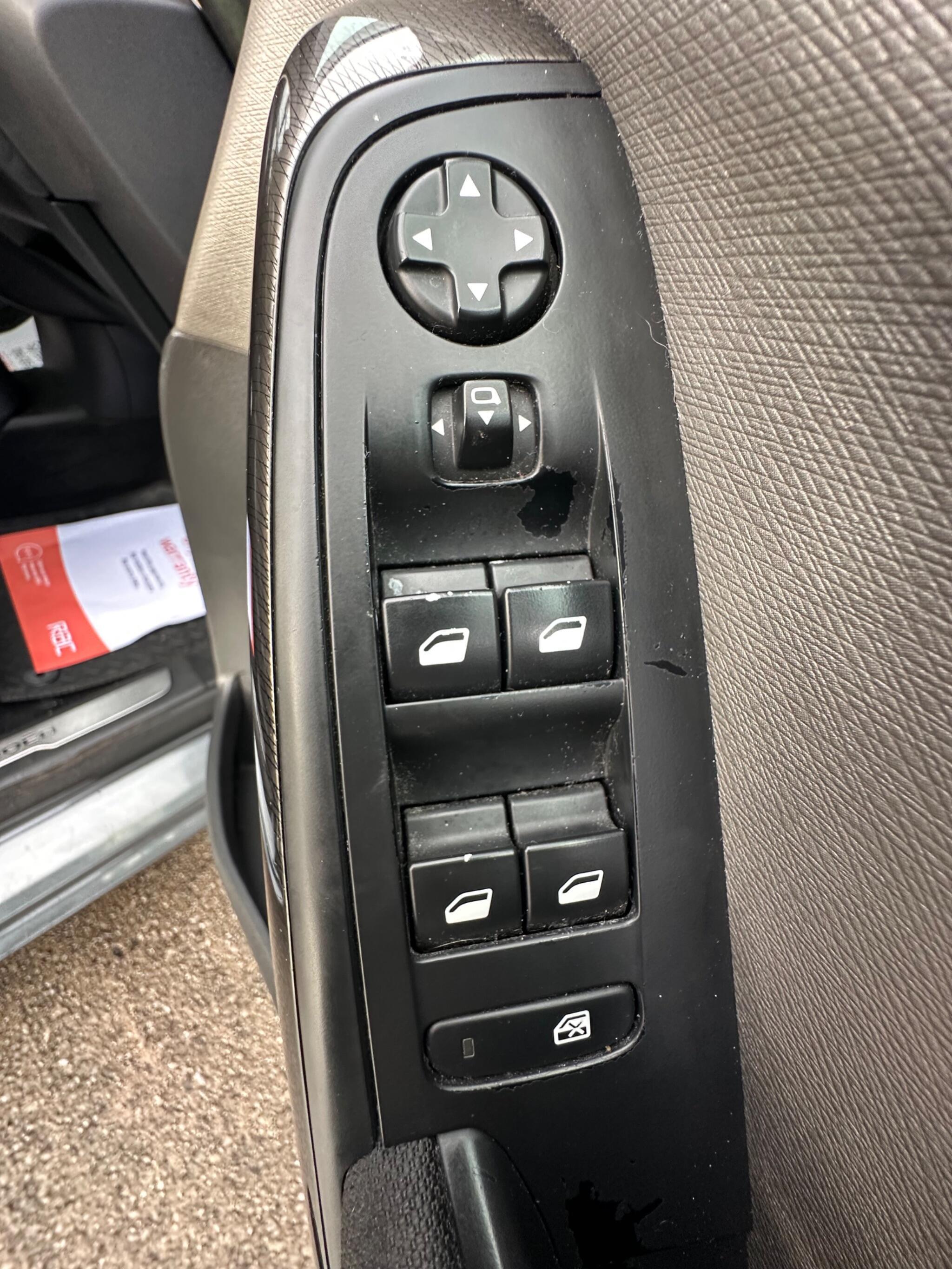 Citroen Grand C4 Picasso - Image 29