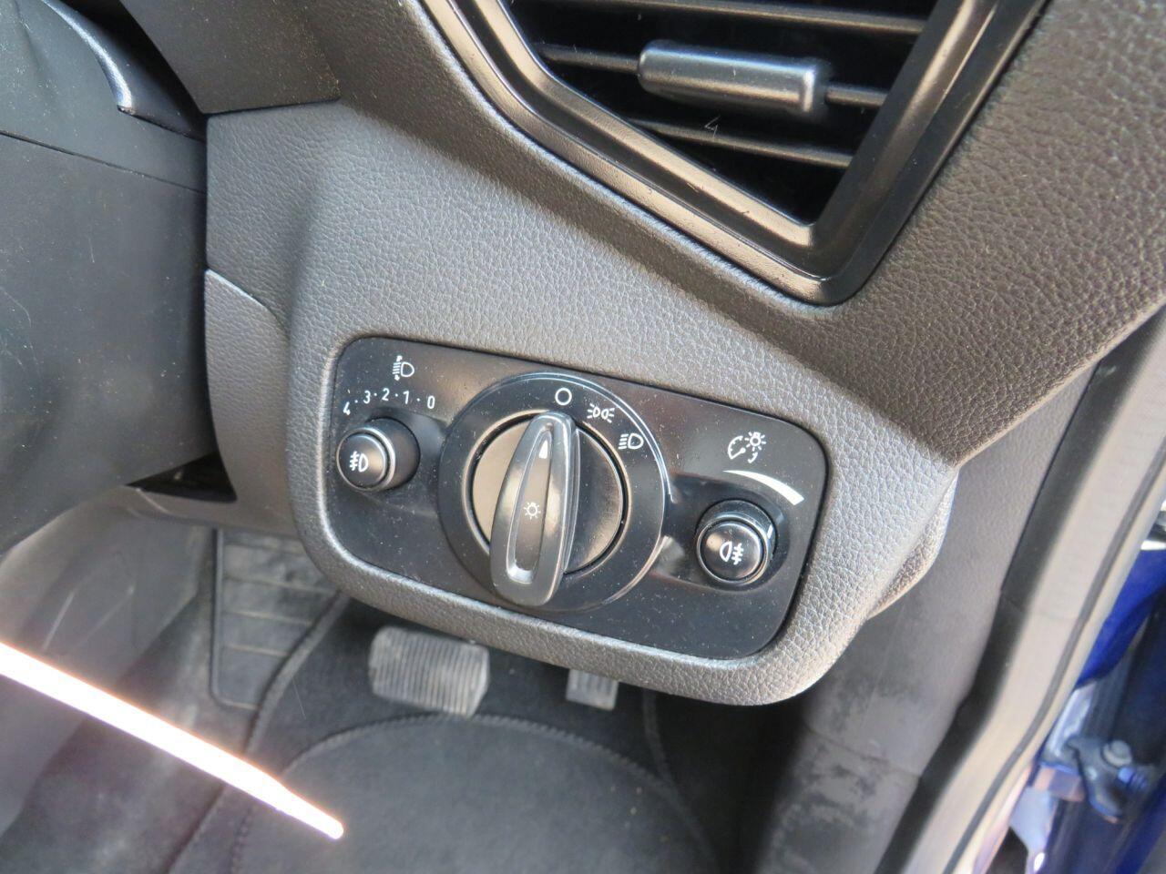 Ford Grand C-MAX - Image 19