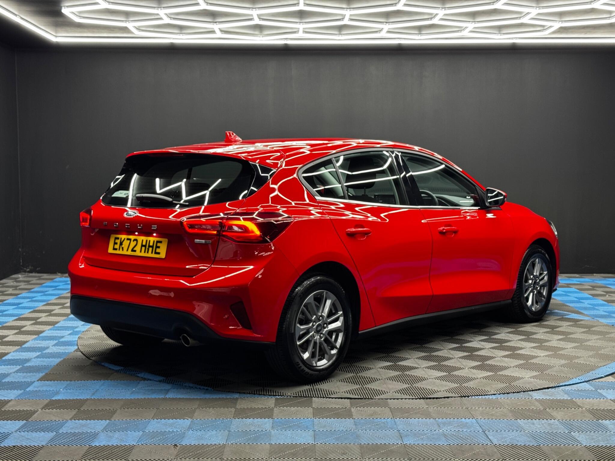 Ford Focus - Image 5