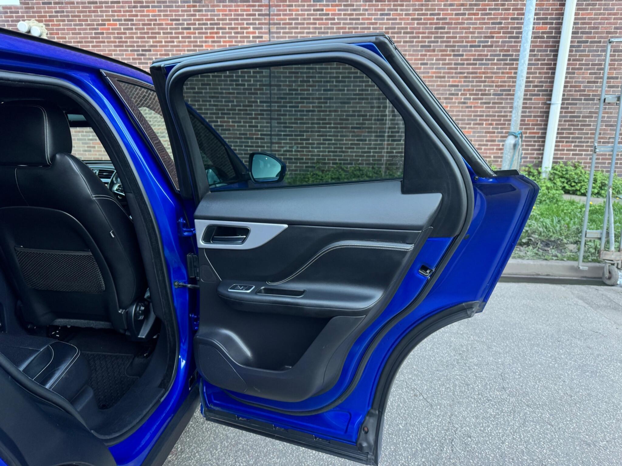 Jaguar F-Pace - Image 36