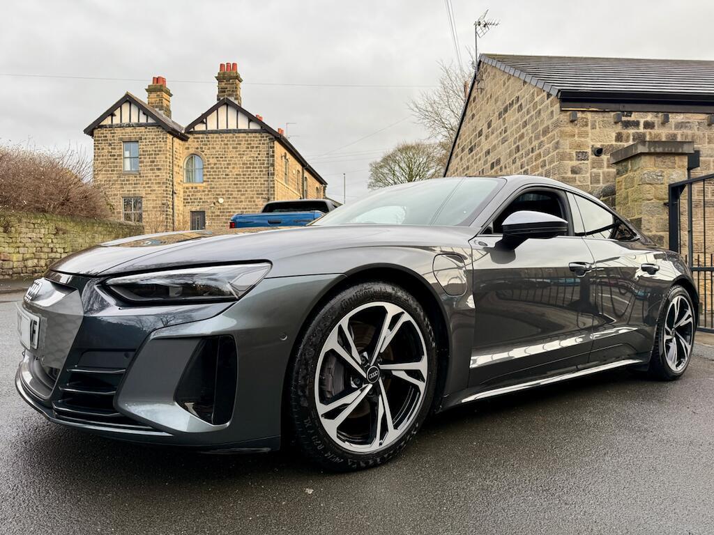 Audi E-Tron GT - Image 4