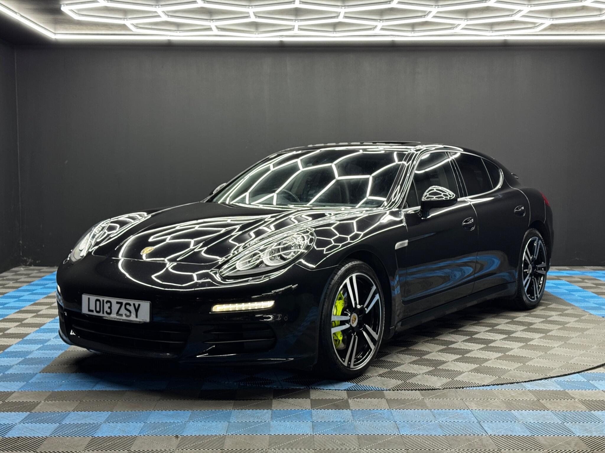 Porsche Panamera - Image 3