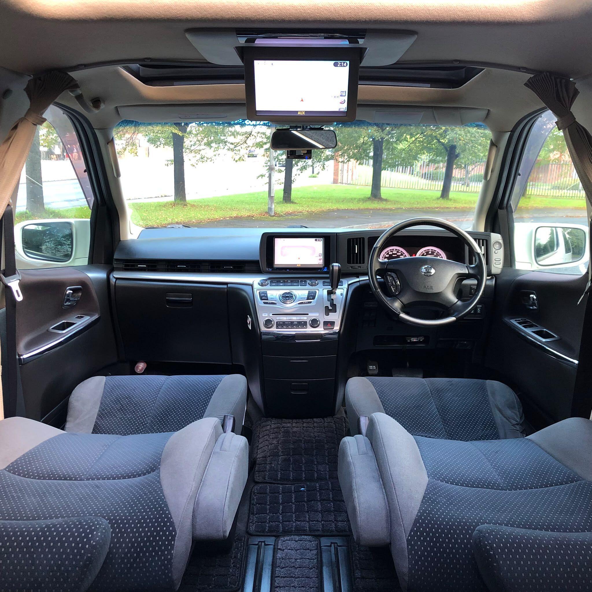 Nissan Elgrand - Image 15