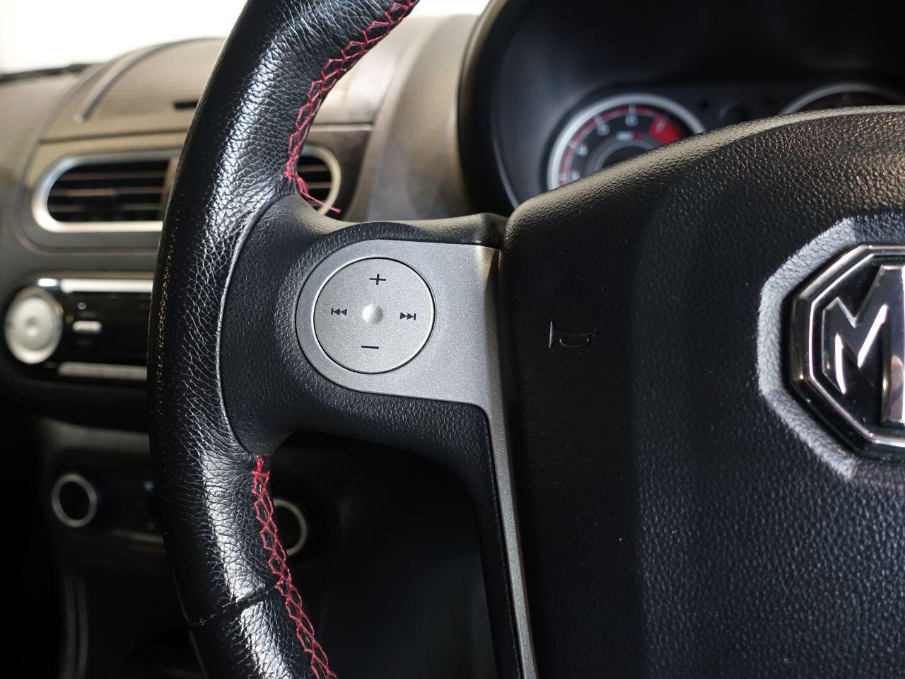 MG MG3 - Image 19