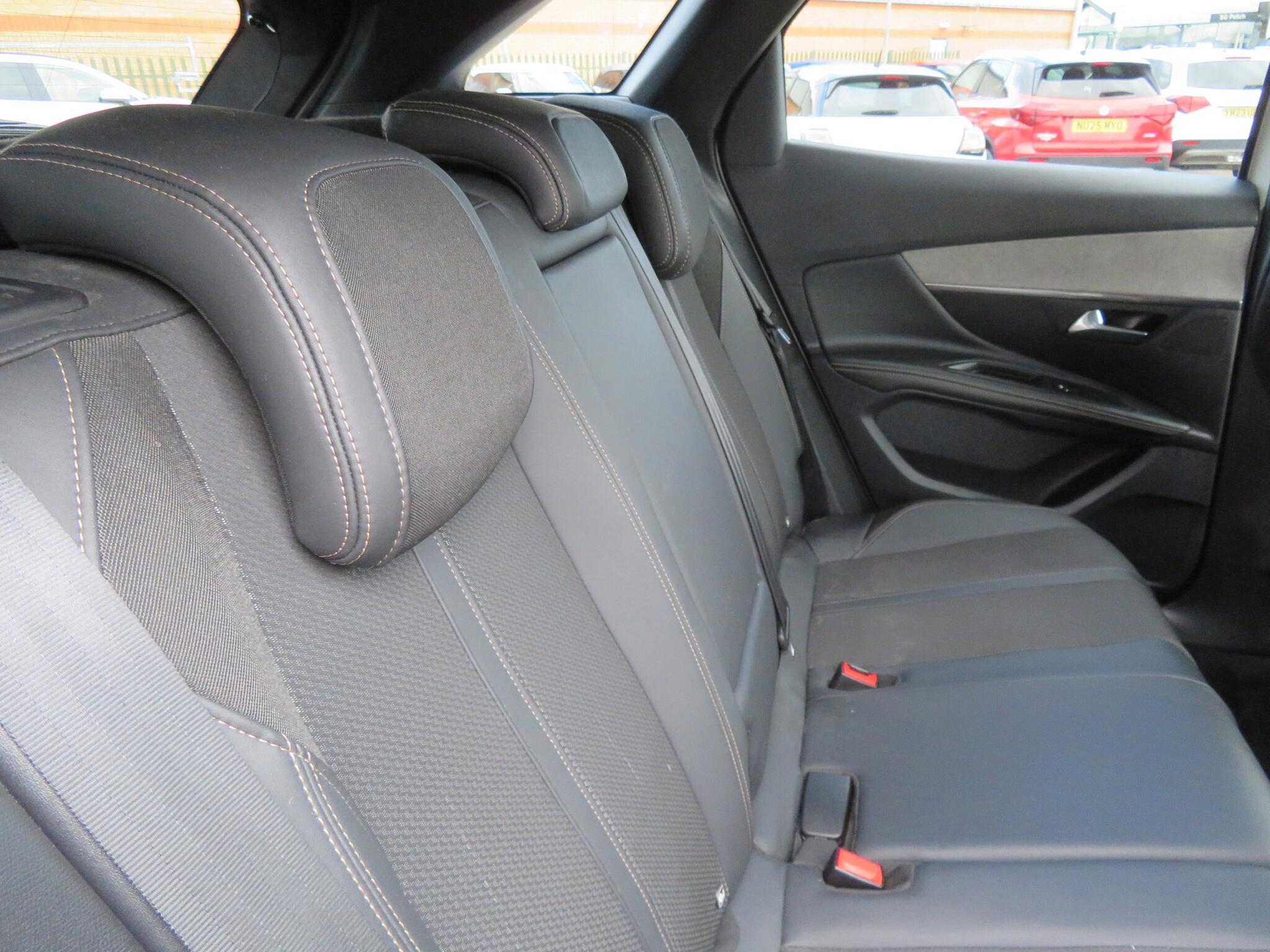 Peugeot 3008 - Image 20