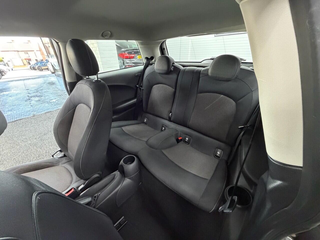 MINI Hatch - Image 21