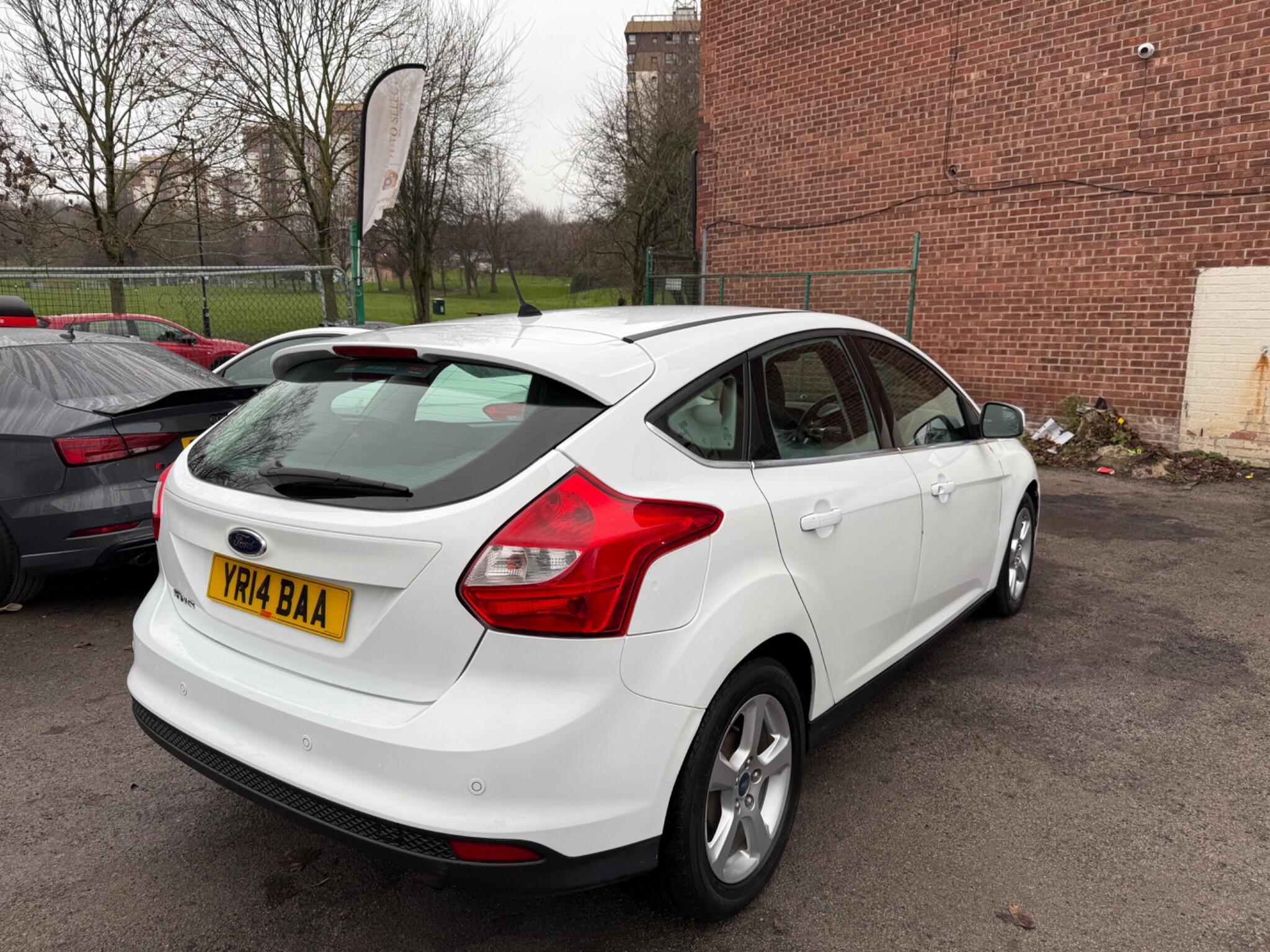 Ford Focus - Image 7